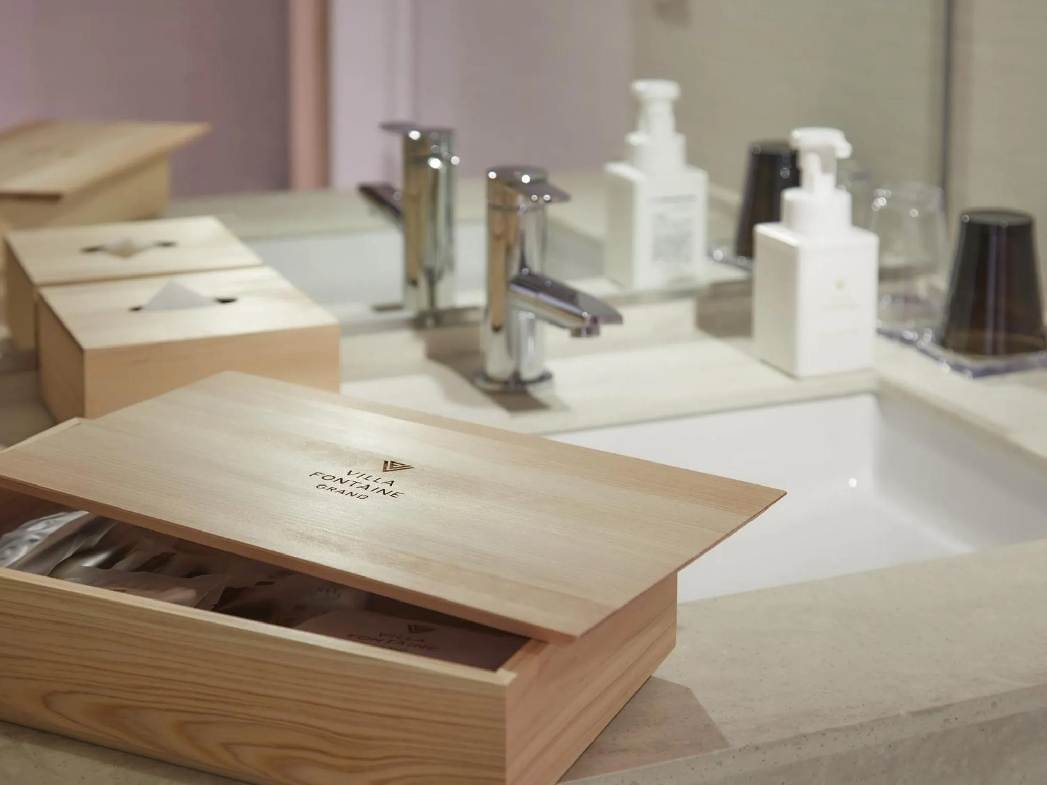 Bathroom in Villa Fontaine Grand Haneda Airport