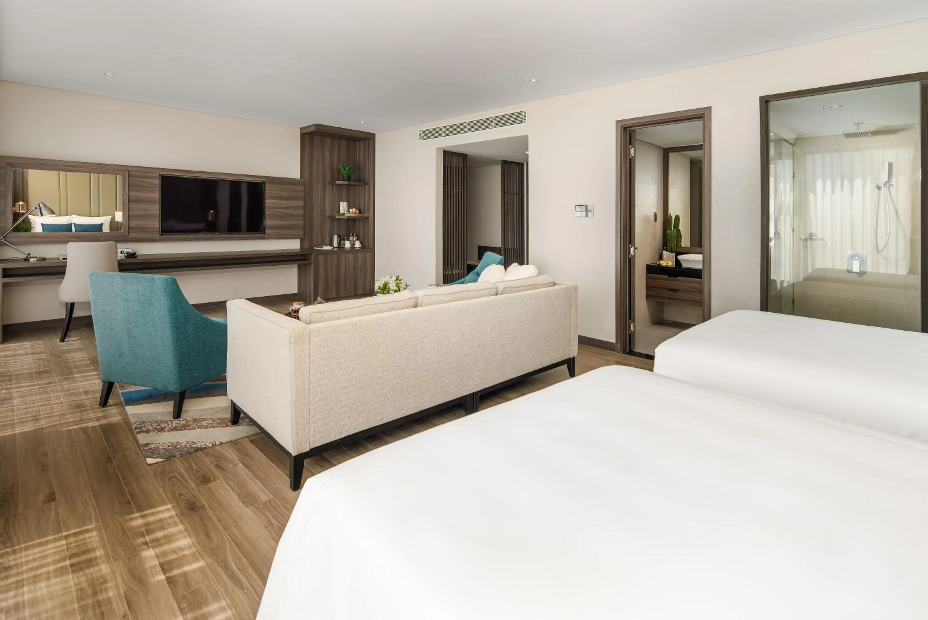 Seating area, Bed in Minh Toan SAFI Ocean Hotel