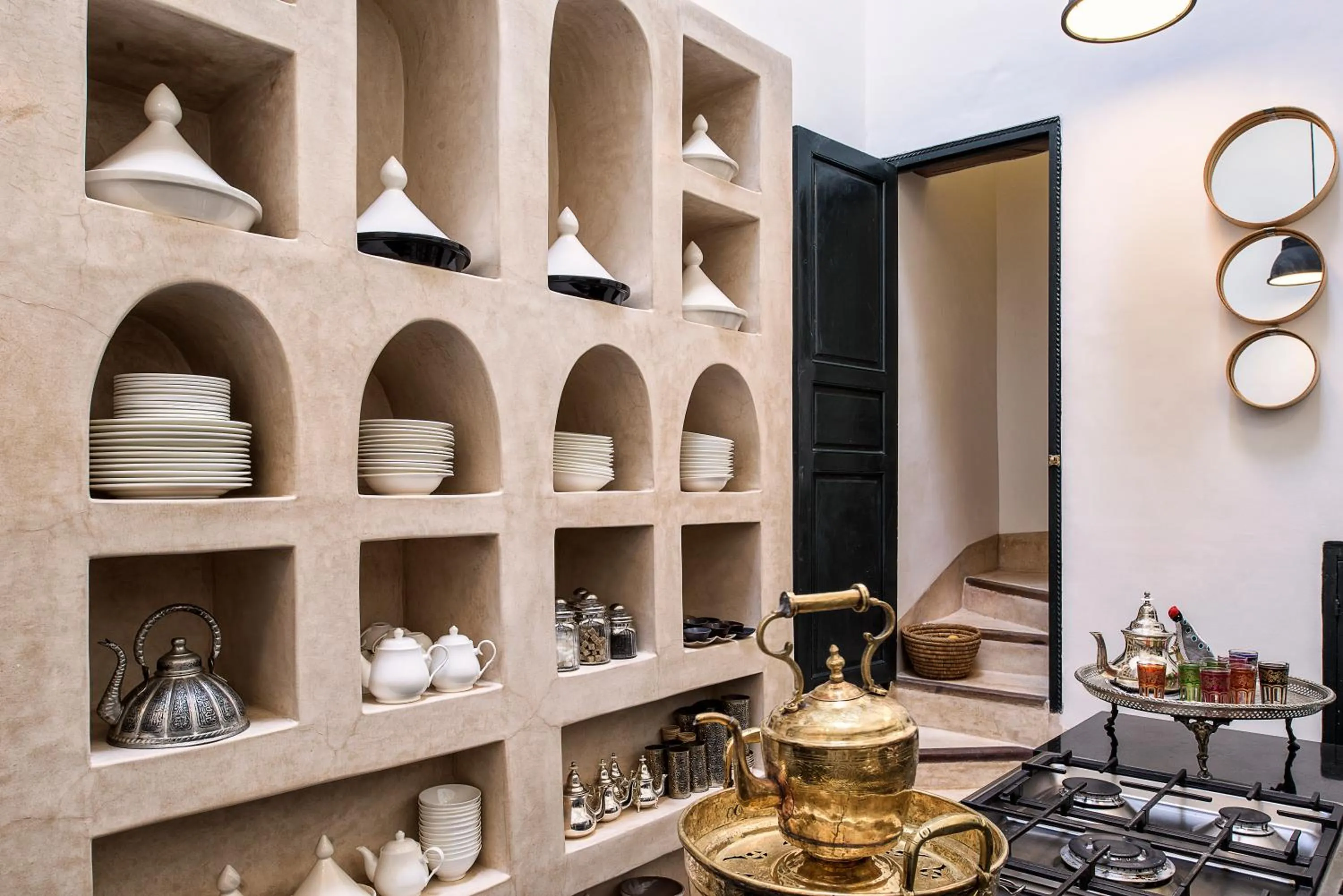 Restaurant/places to eat in Dar Assiya