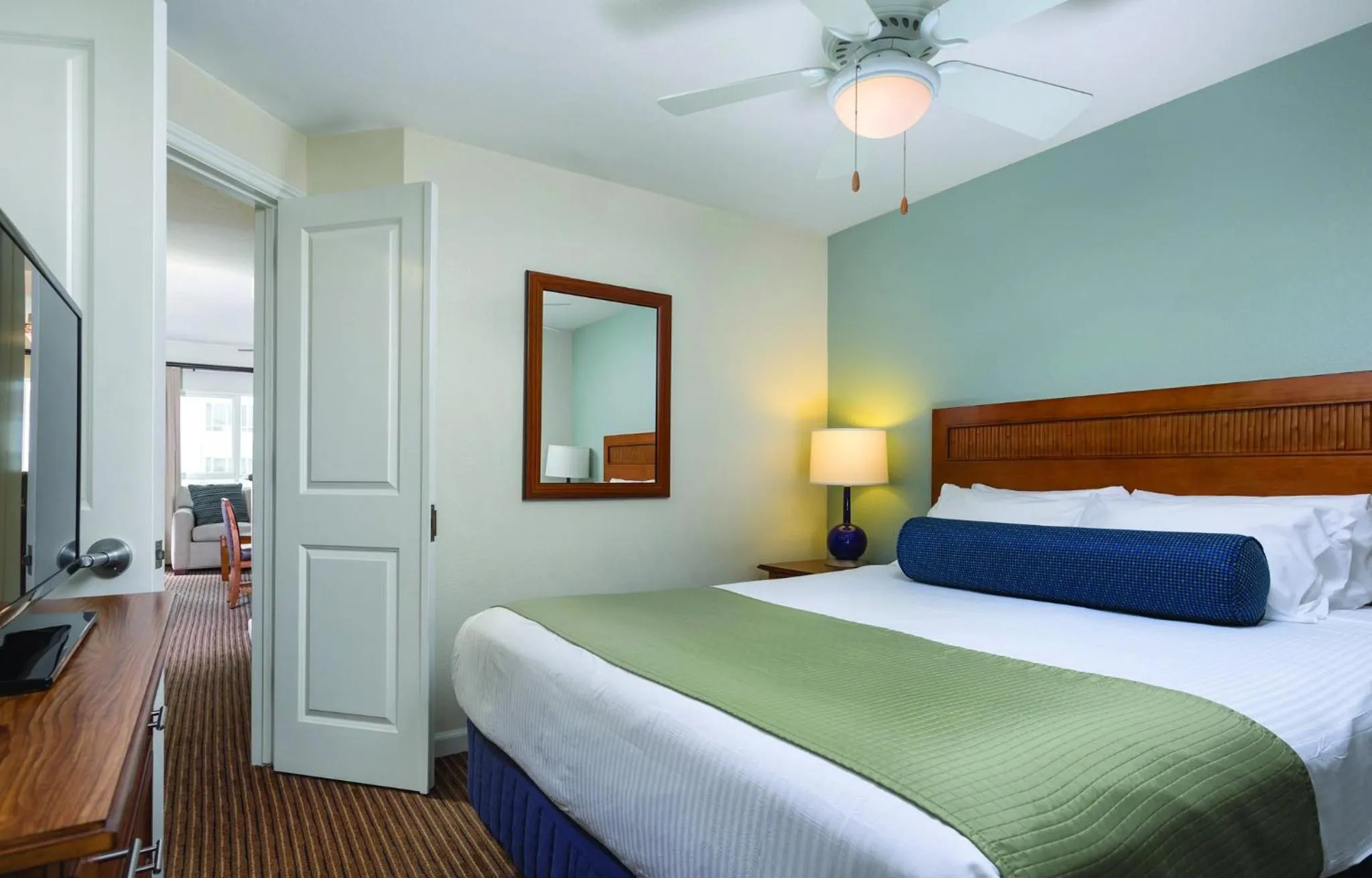 Photo of the whole room, Bed in Club Wyndham Oceanside Pier Resort