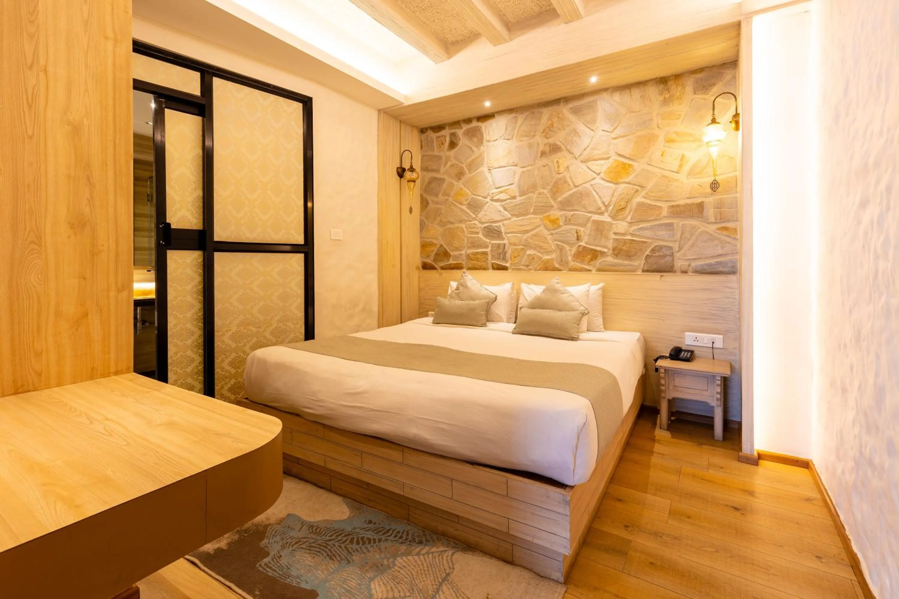 Bed in Arushi Boutique Hotel
