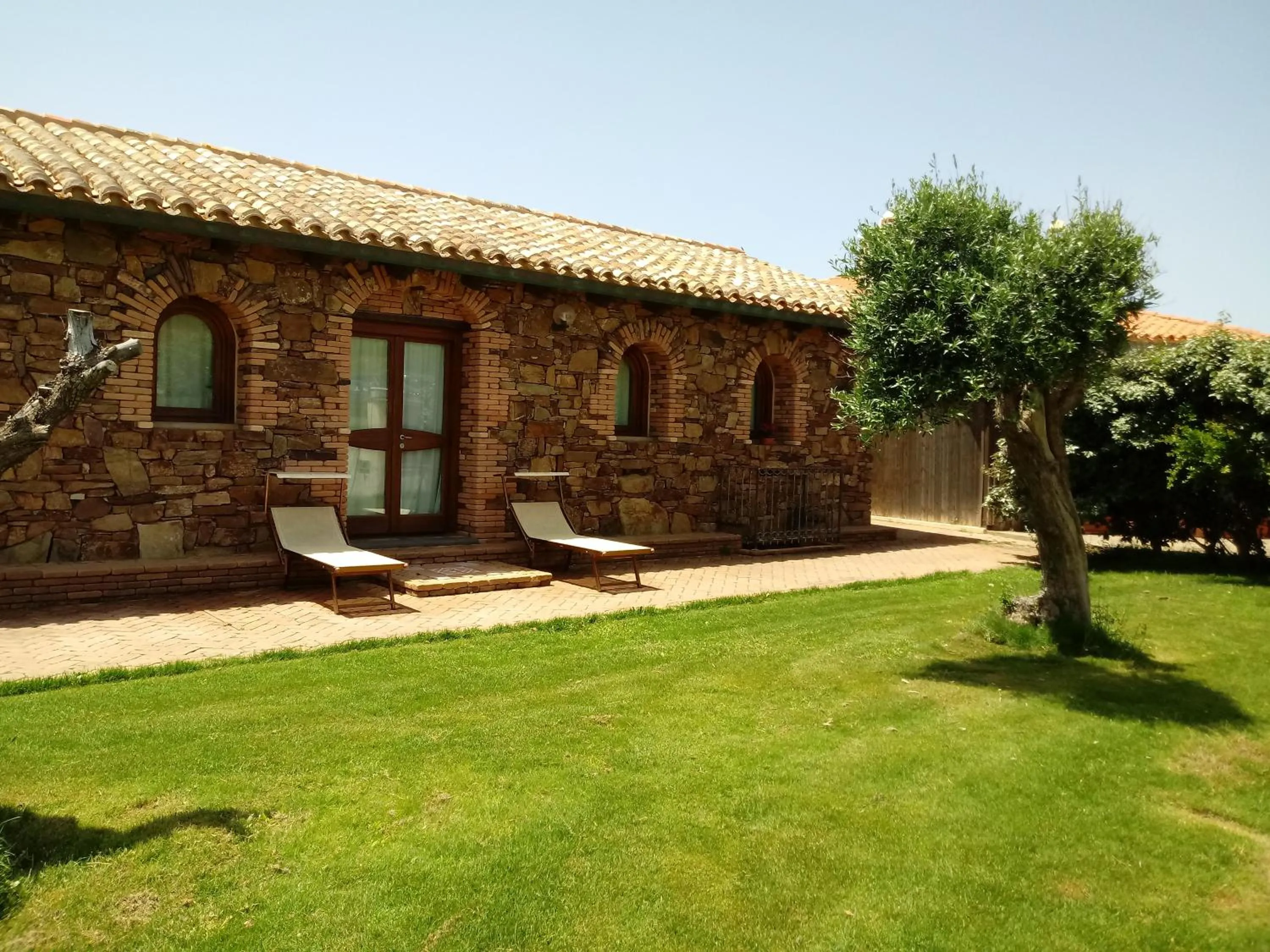 Garden view in Hotel Corsaro Nero