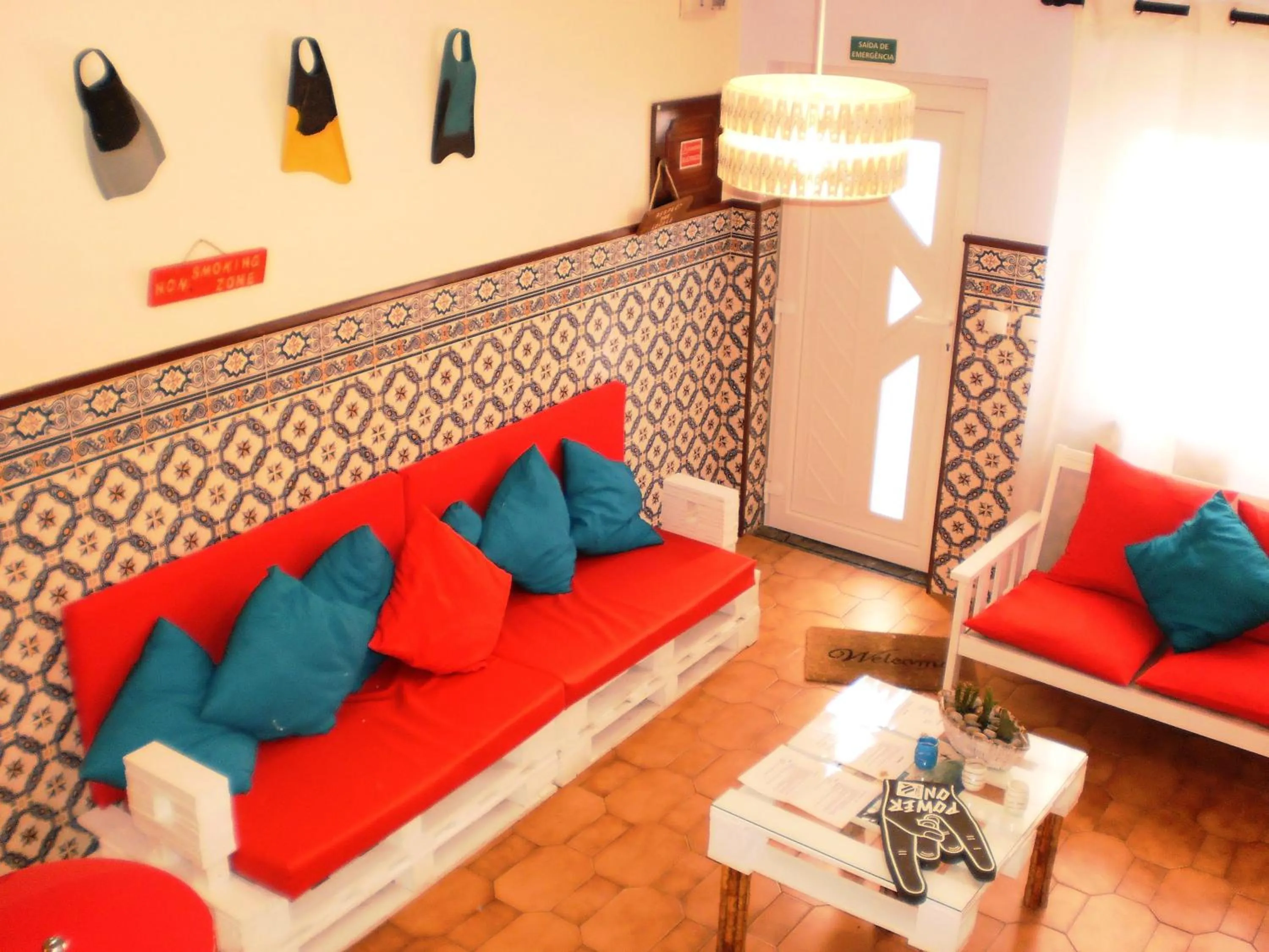 Living room in SwordFish Eco-House Peniche