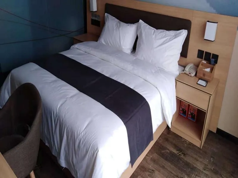 Bed in Thank Inn Plus Hotel Henan Kaifeng Tongxu county Renmin Road