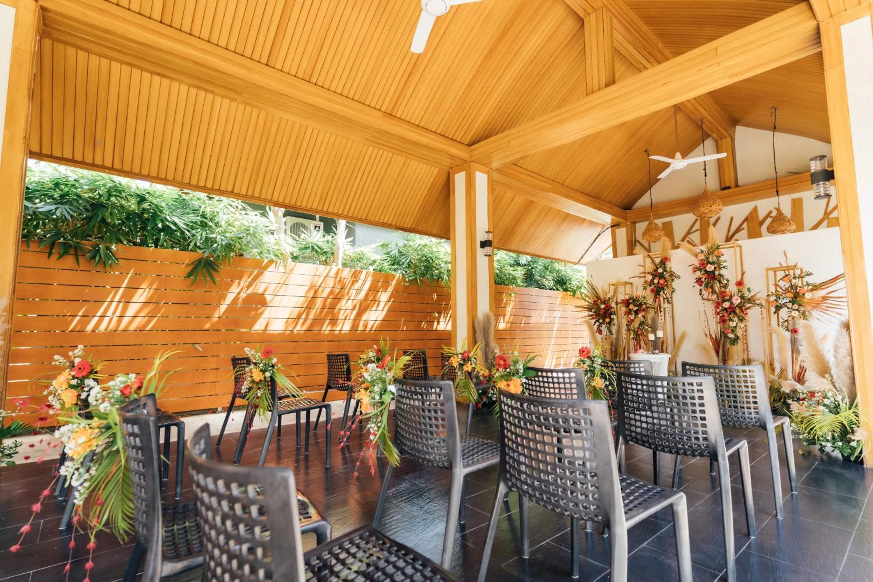 Banquet/Function facilities in Lady Naya Villas - SHA Extra Plus