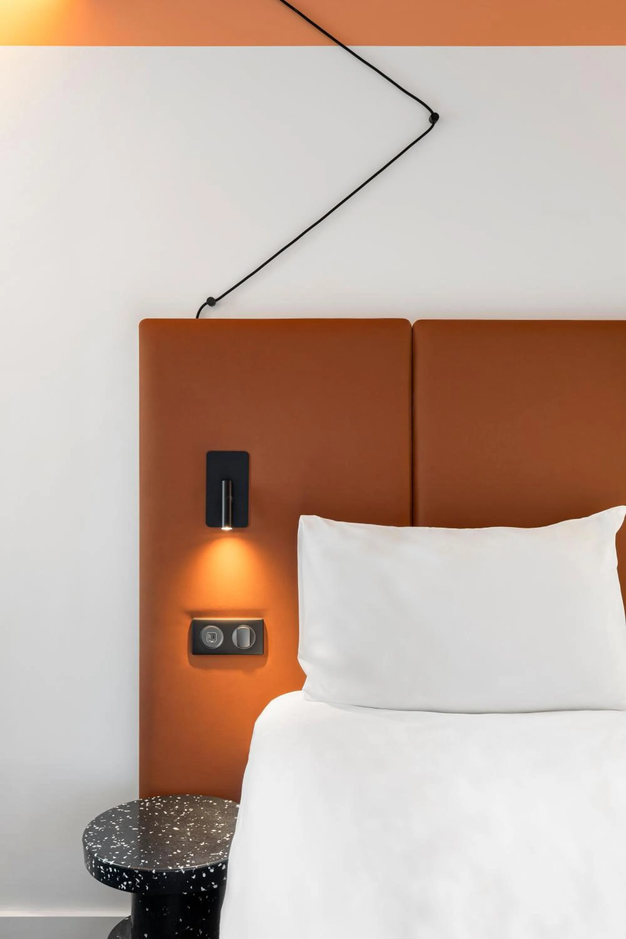 Bed in ibis Nice Aéroport Promenade des Anglais