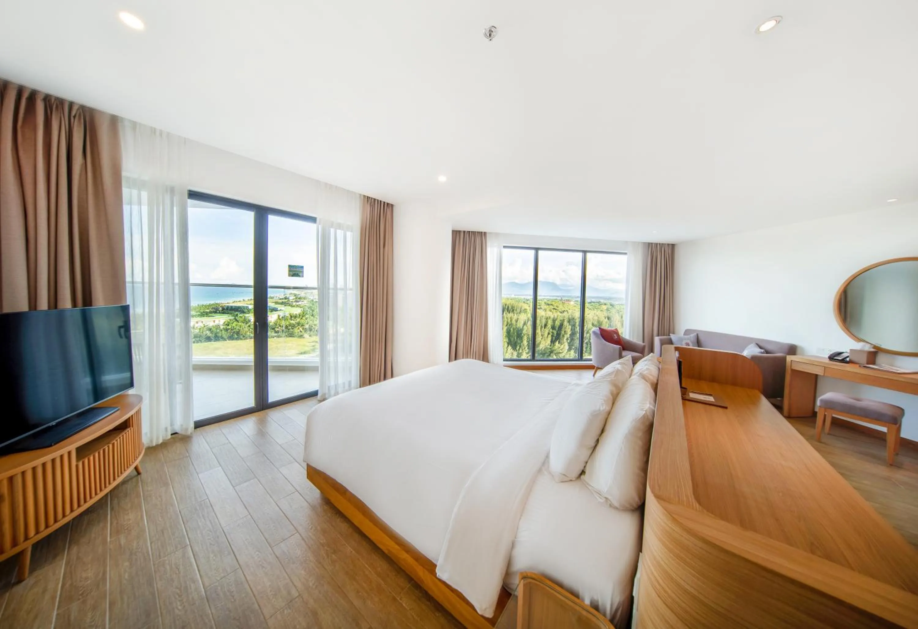 Bed in Selectum Noa Resort Cam Ranh
