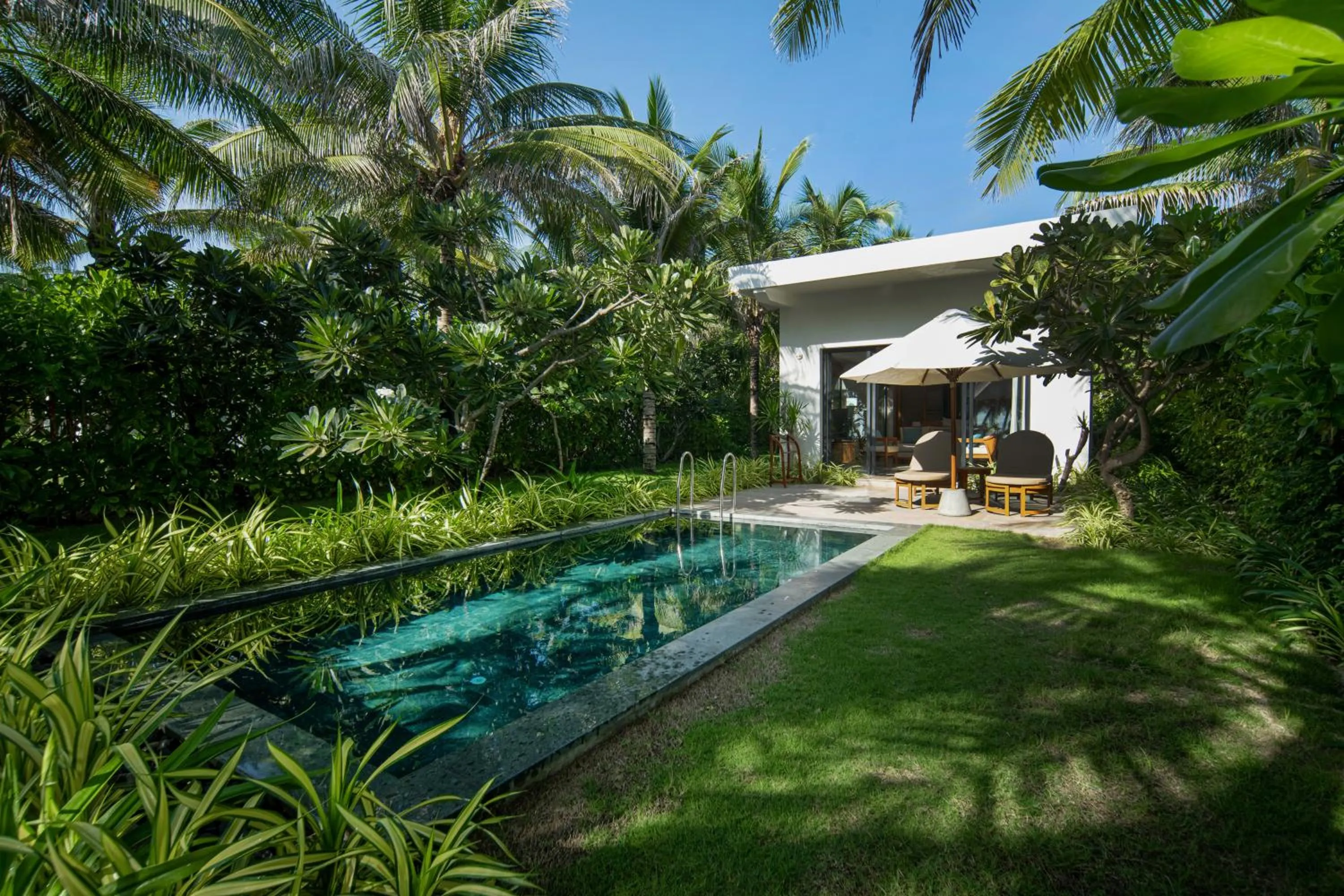 Swimming pool in Selectum Noa Resort Cam Ranh
