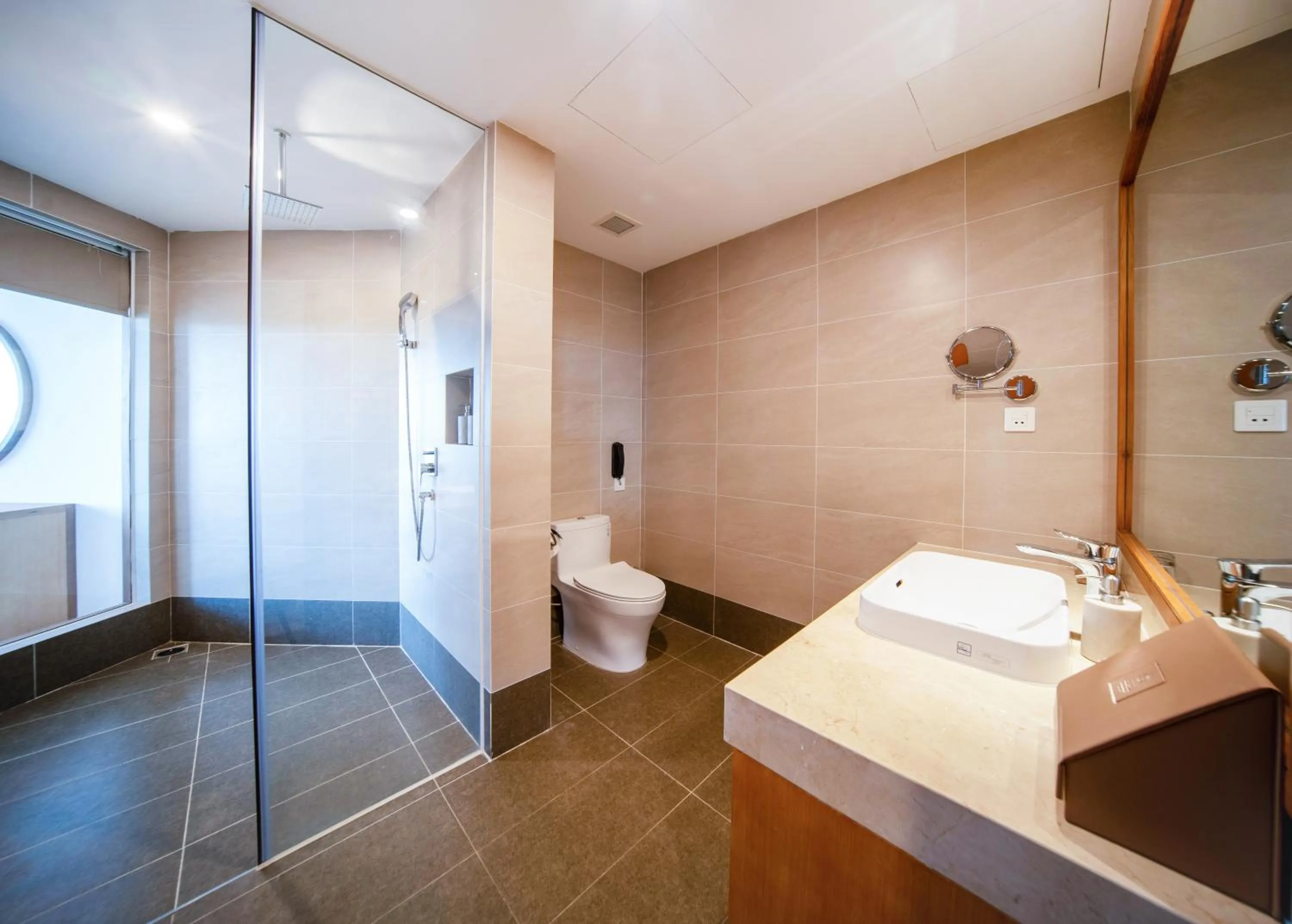 Shower in Selectum Noa Resort Cam Ranh