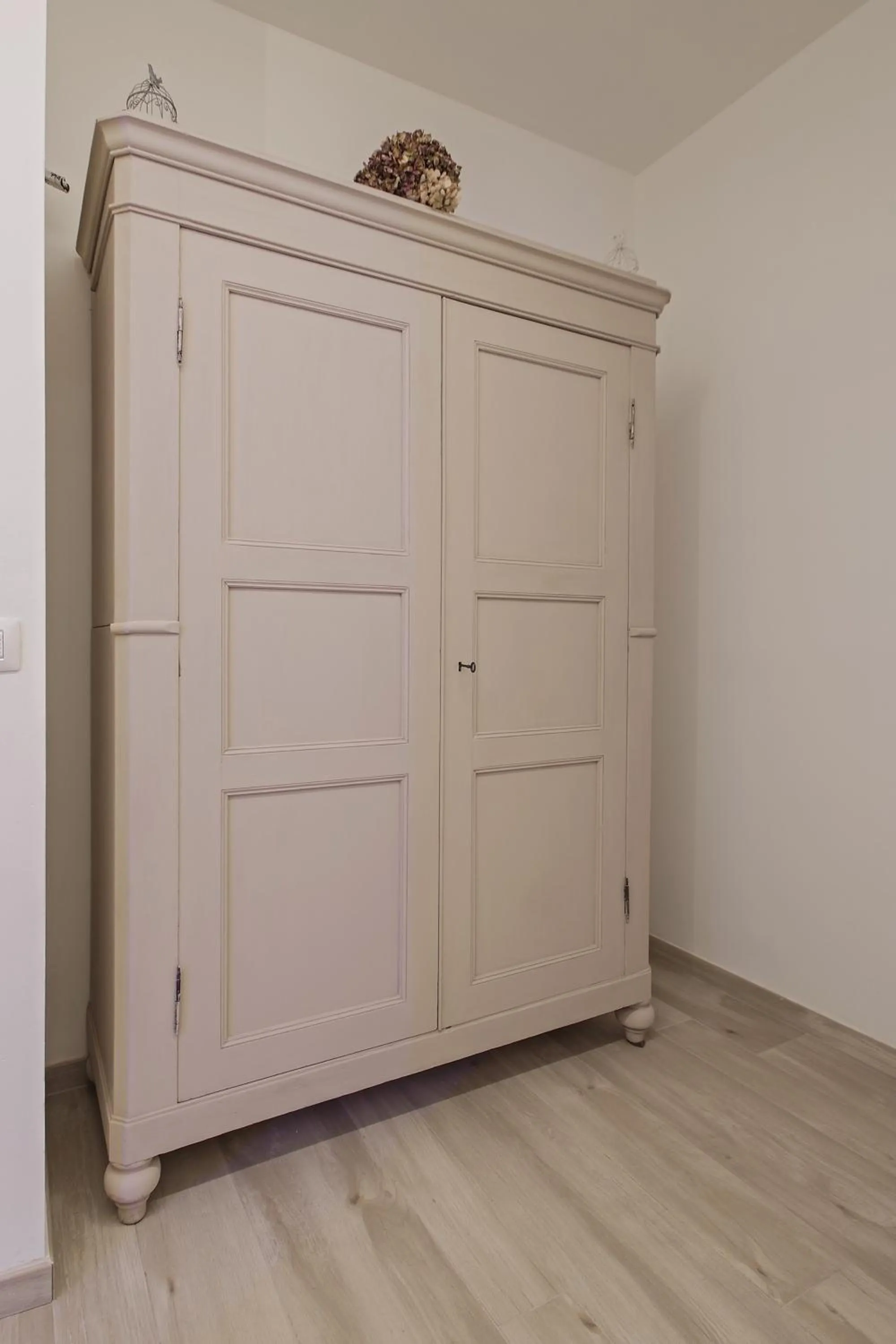 wardrobe in B&BO la Frasca