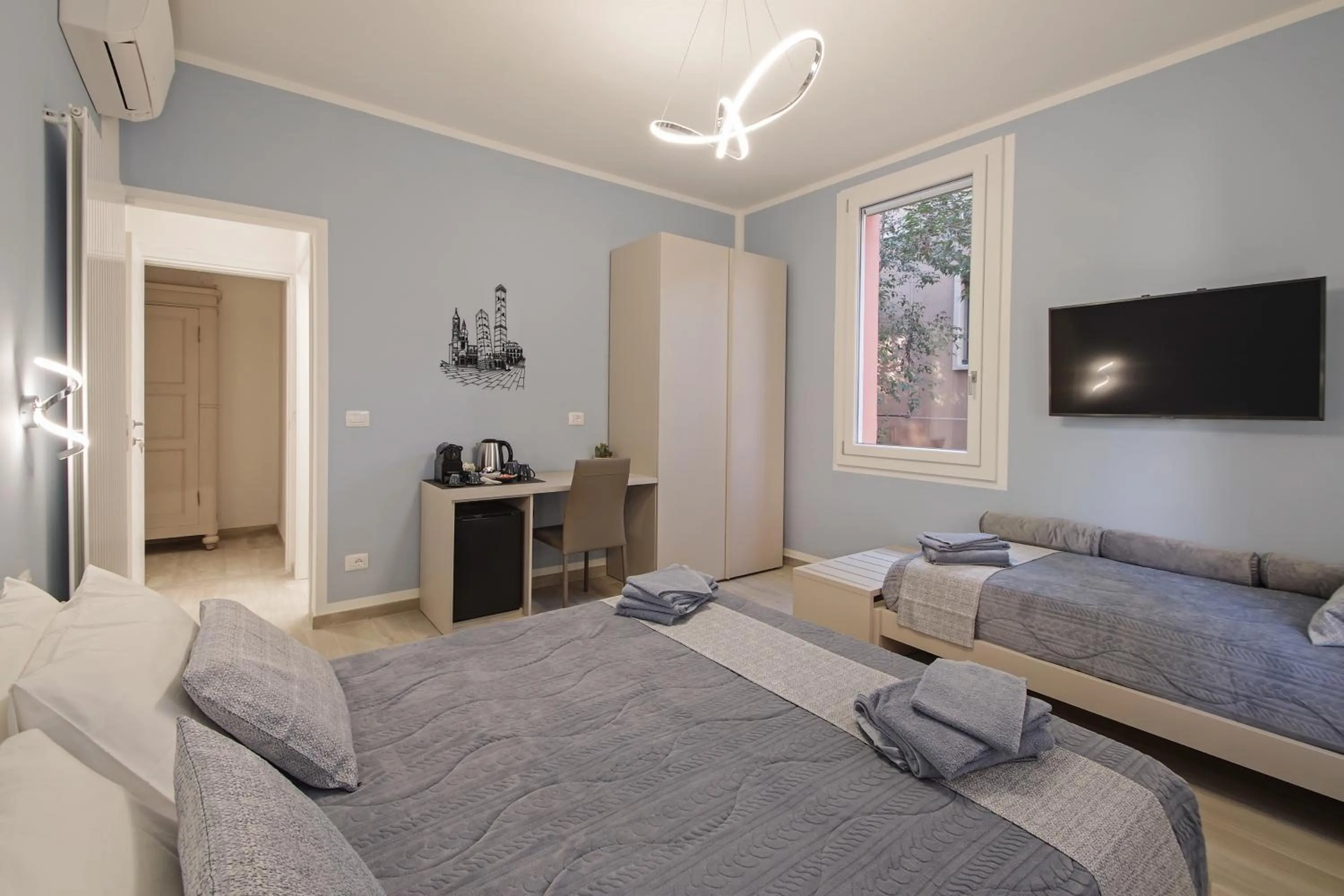 TV and multimedia, Bed in B&BO la Frasca