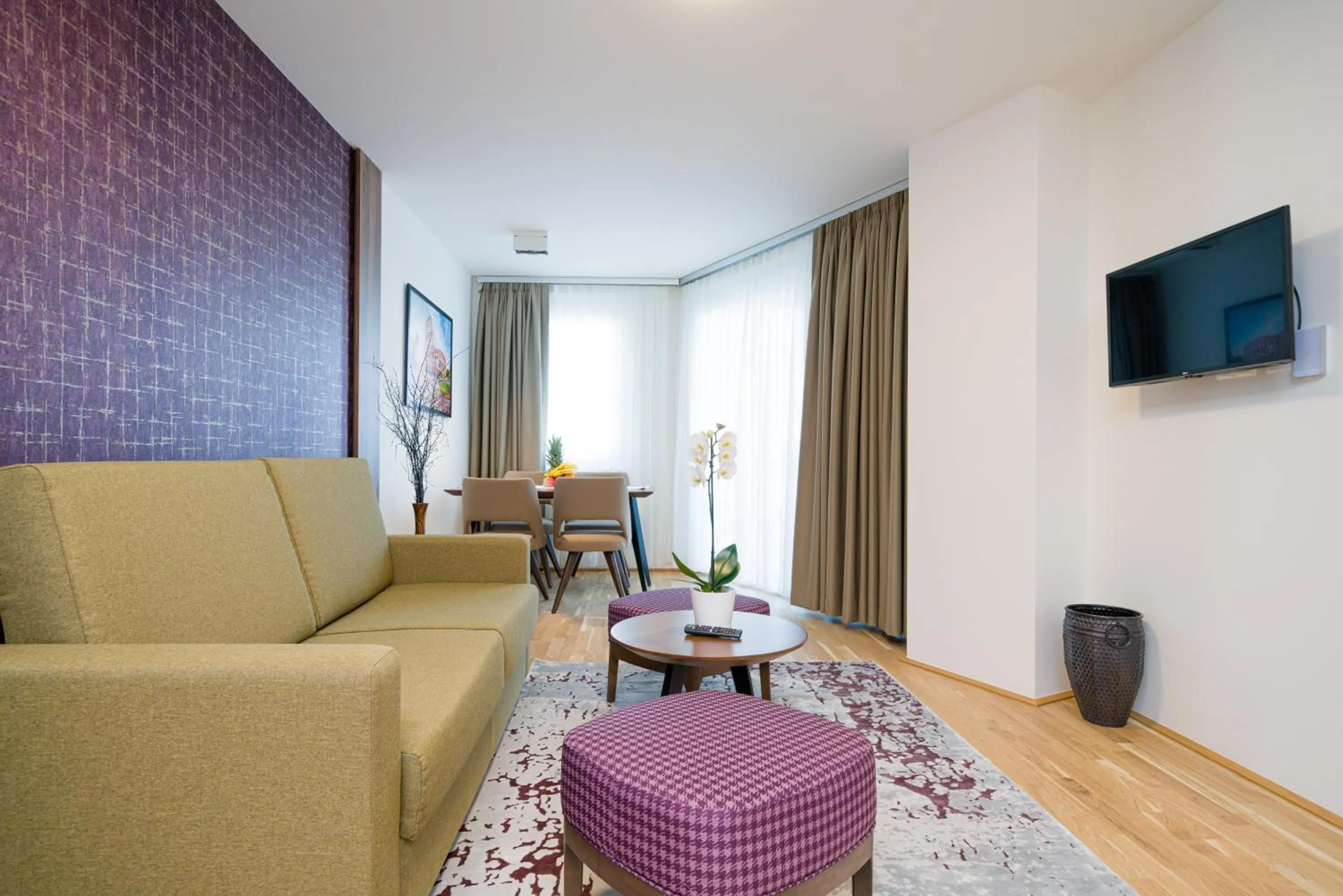 Communal lounge/ TV room in MyApartments Vienna