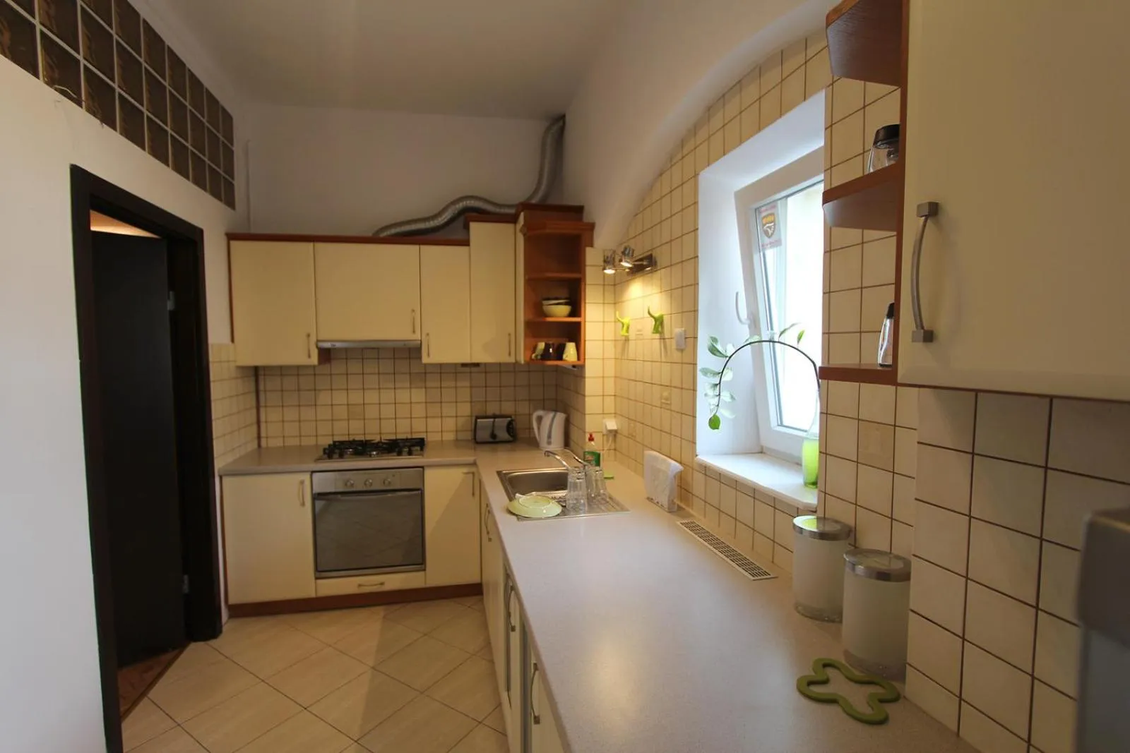 Kitchen or kitchenette in Chmielna 5 Rooms & Apartments