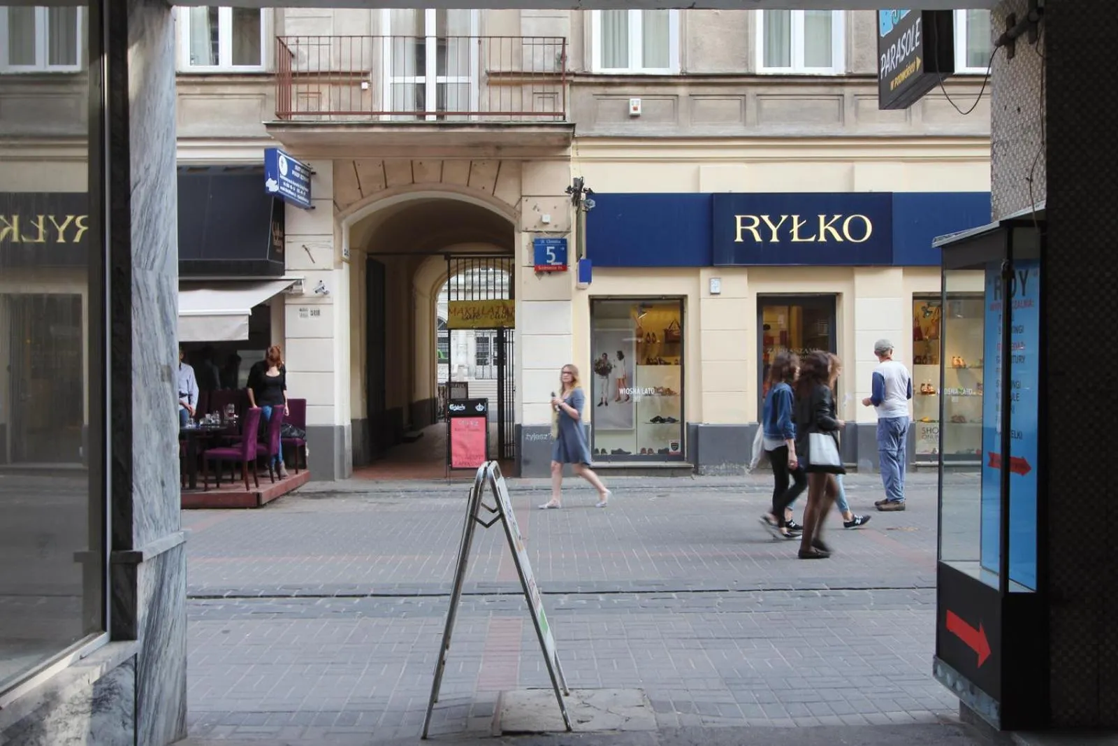 Property building in Chmielna 5 Rooms & Apartments