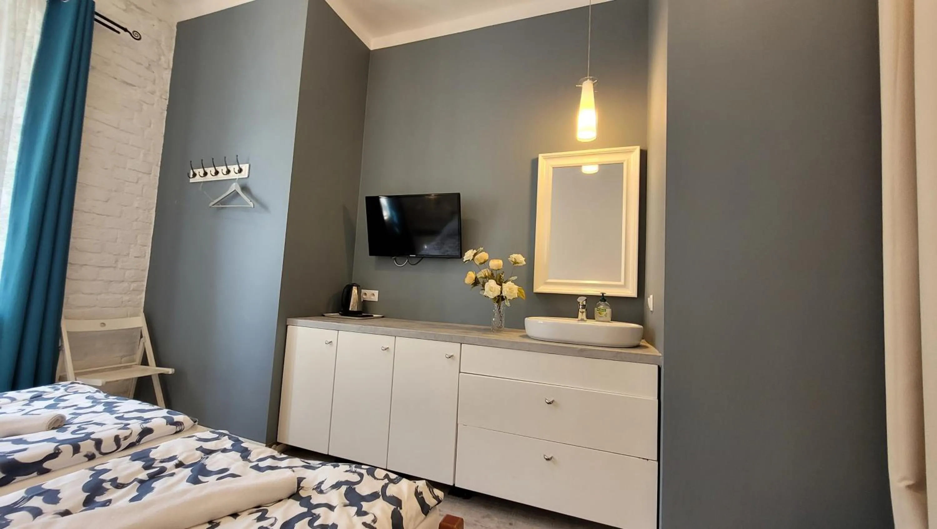 Bed in Chmielna 5 Rooms & Apartments