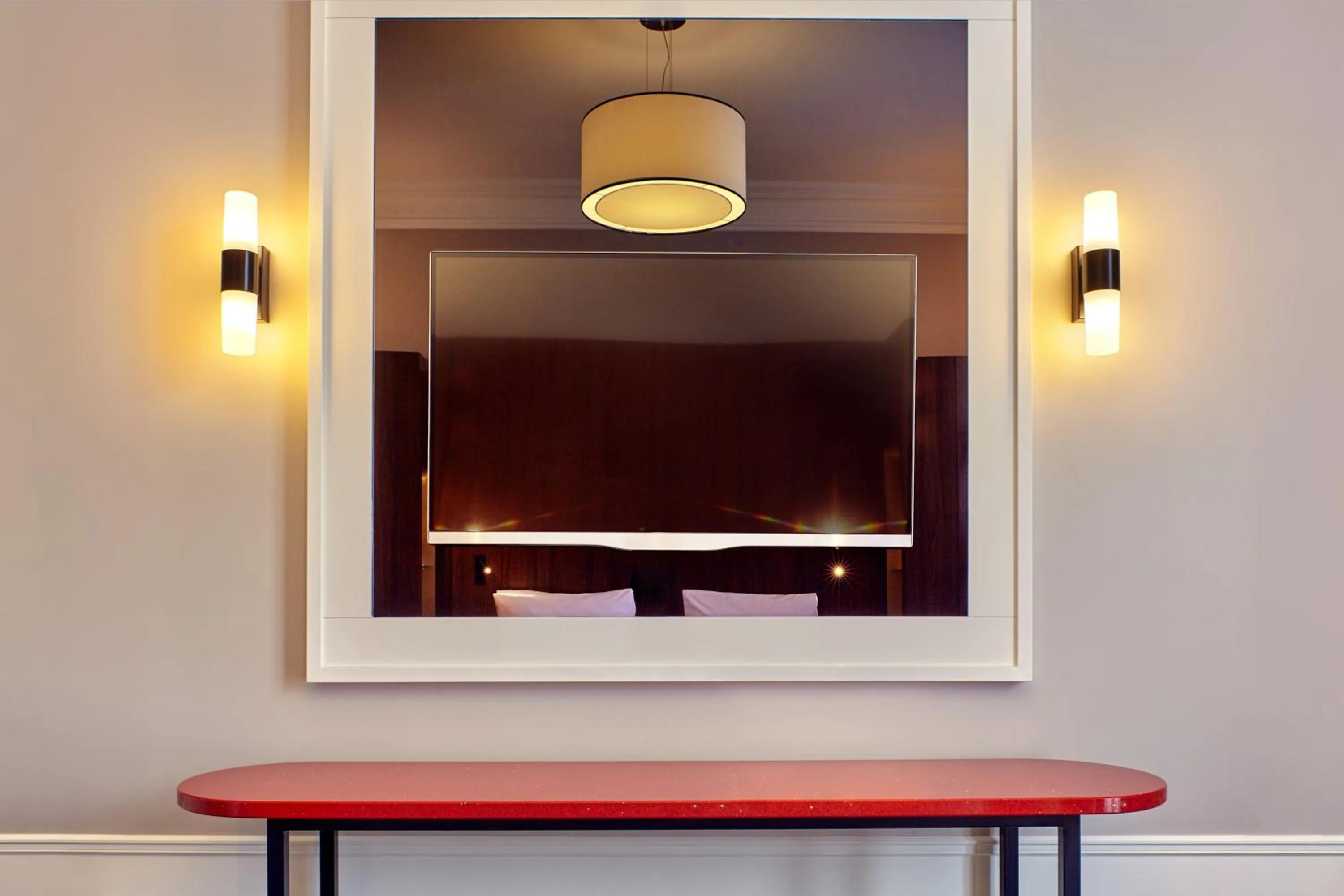 Photo of the whole room in Holiday Inn Paris - Gare de Lyon Bastille by IHG