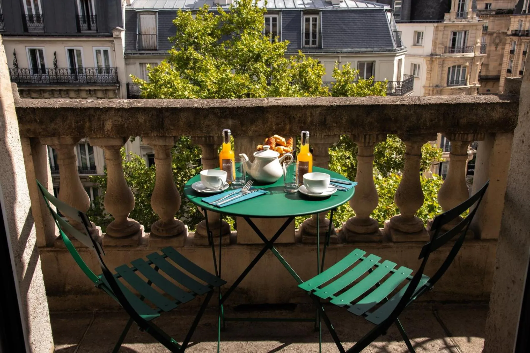 Photo of the whole room in Holiday Inn Paris - Gare de Lyon Bastille by IHG