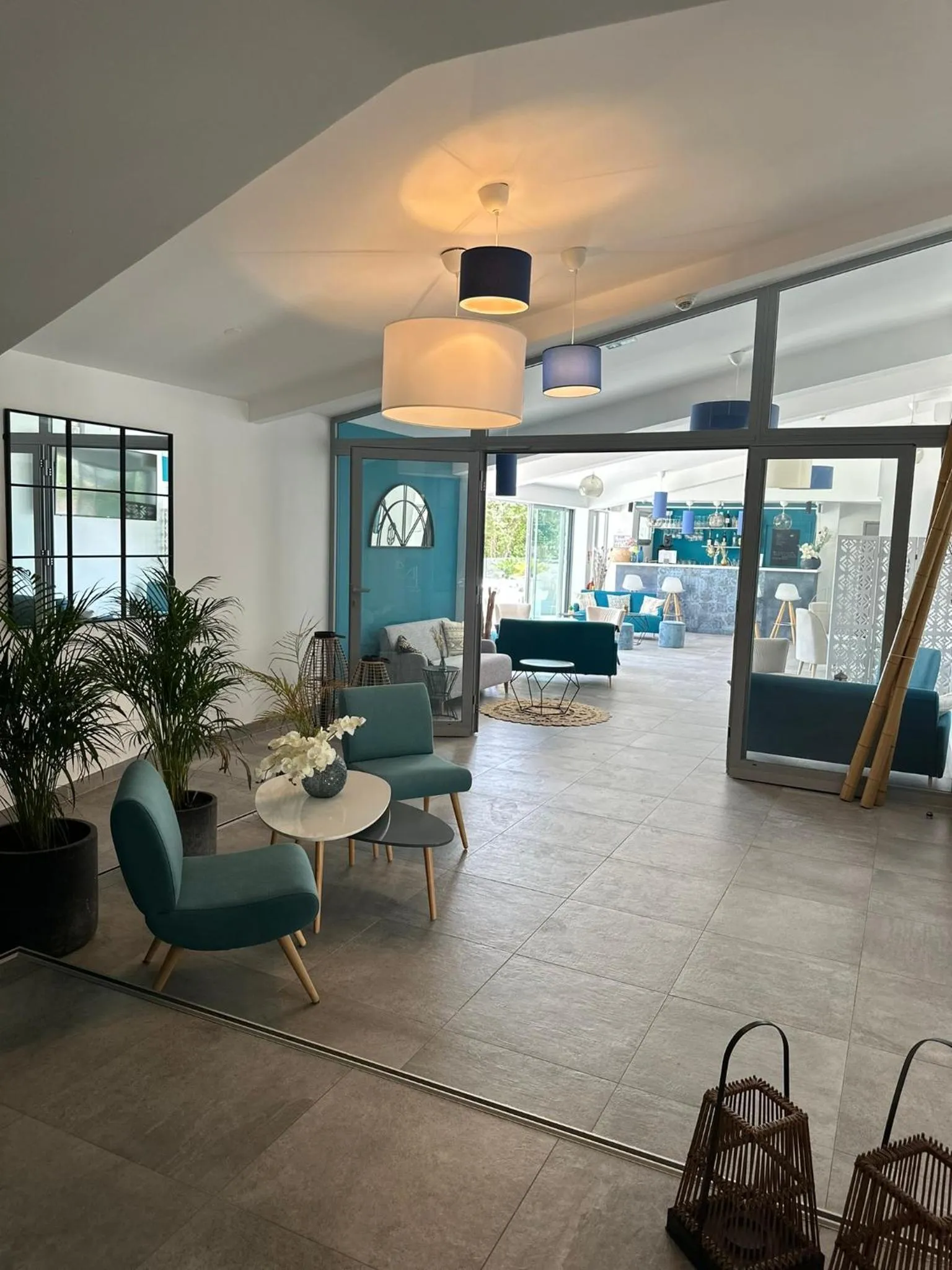 Communal lounge/ TV room in Hotel La Voile