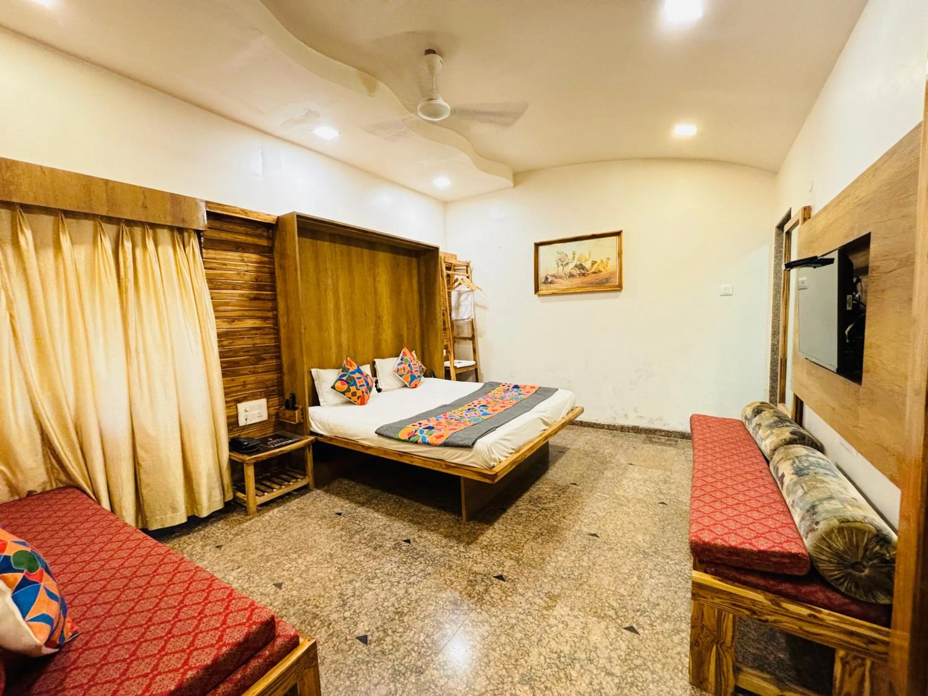 Bedroom, Bed in Hotel Regency