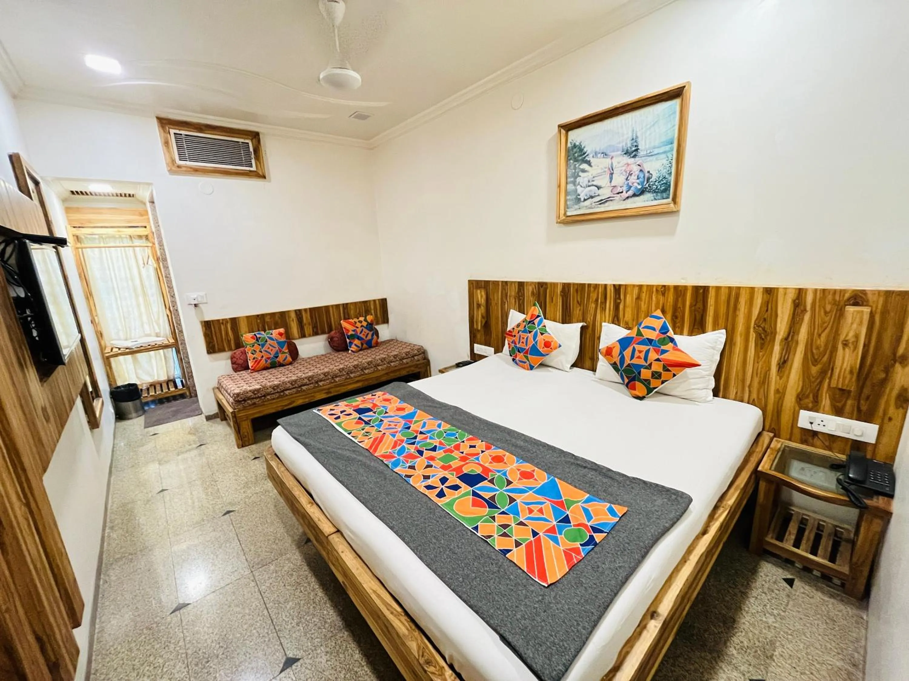 Bedroom, Bed in Hotel Regency