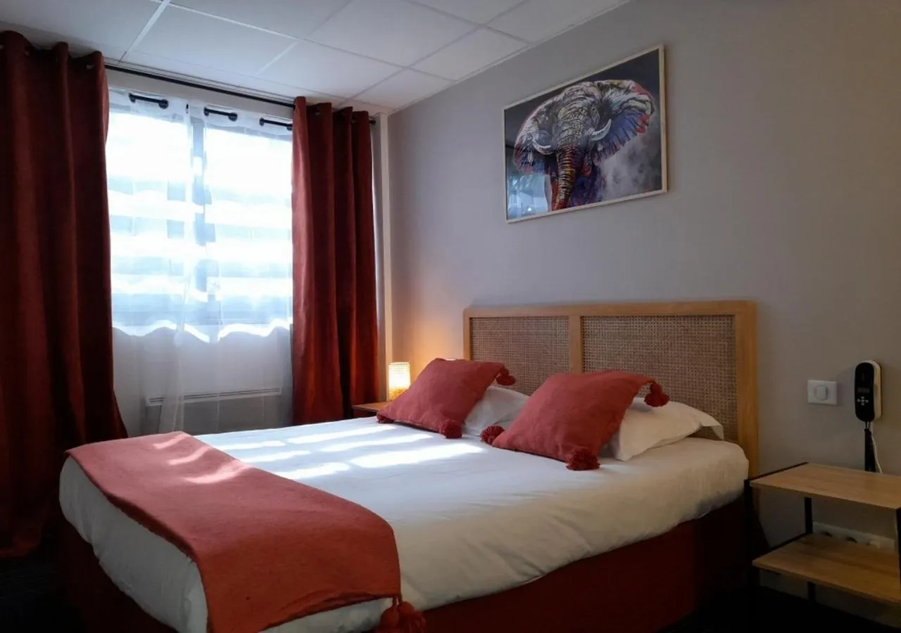 Bed in Les Jardins de L'Ocean - Climatisé