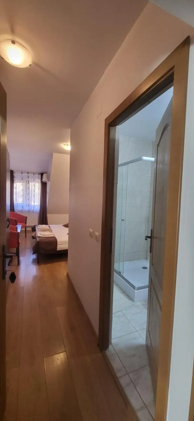 Bathroom, Bed in Relax