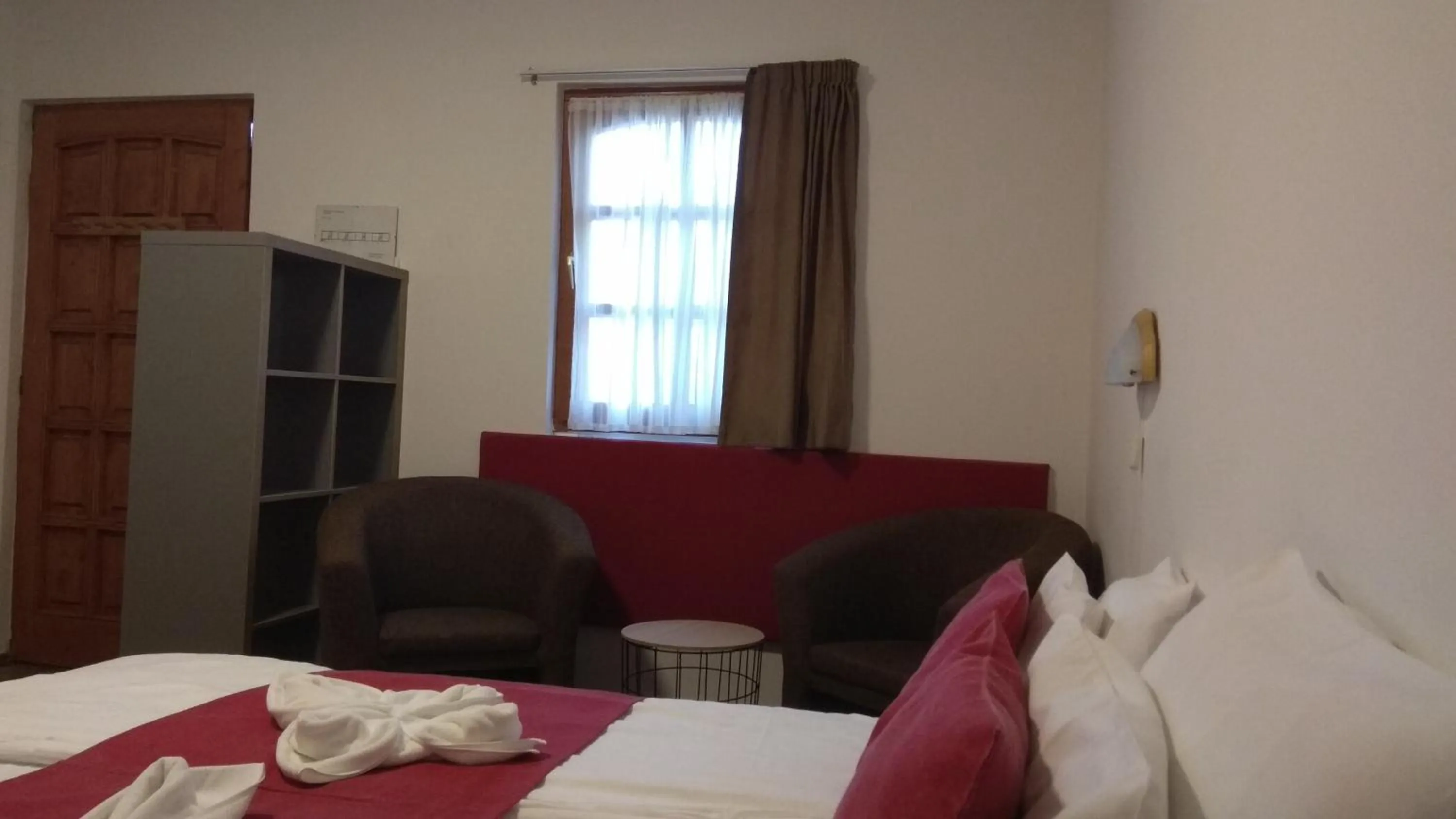 Seating area in Nádas Pihenőpark