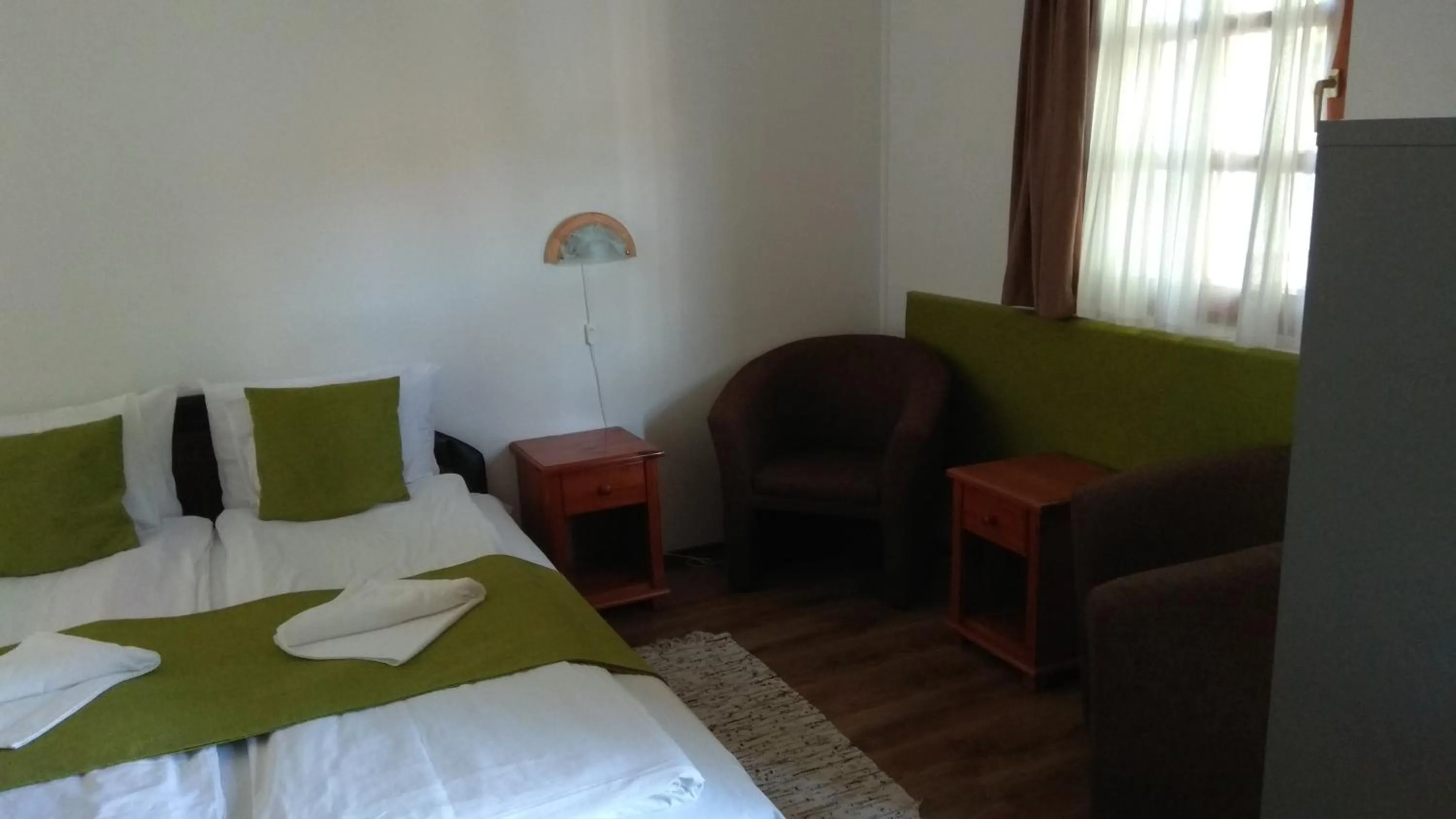 Seating area in Nádas Pihenőpark