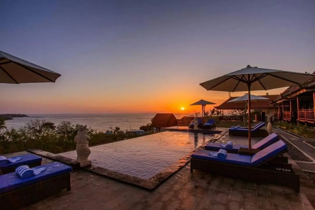 Sunset in Ocean Paradise Cottage