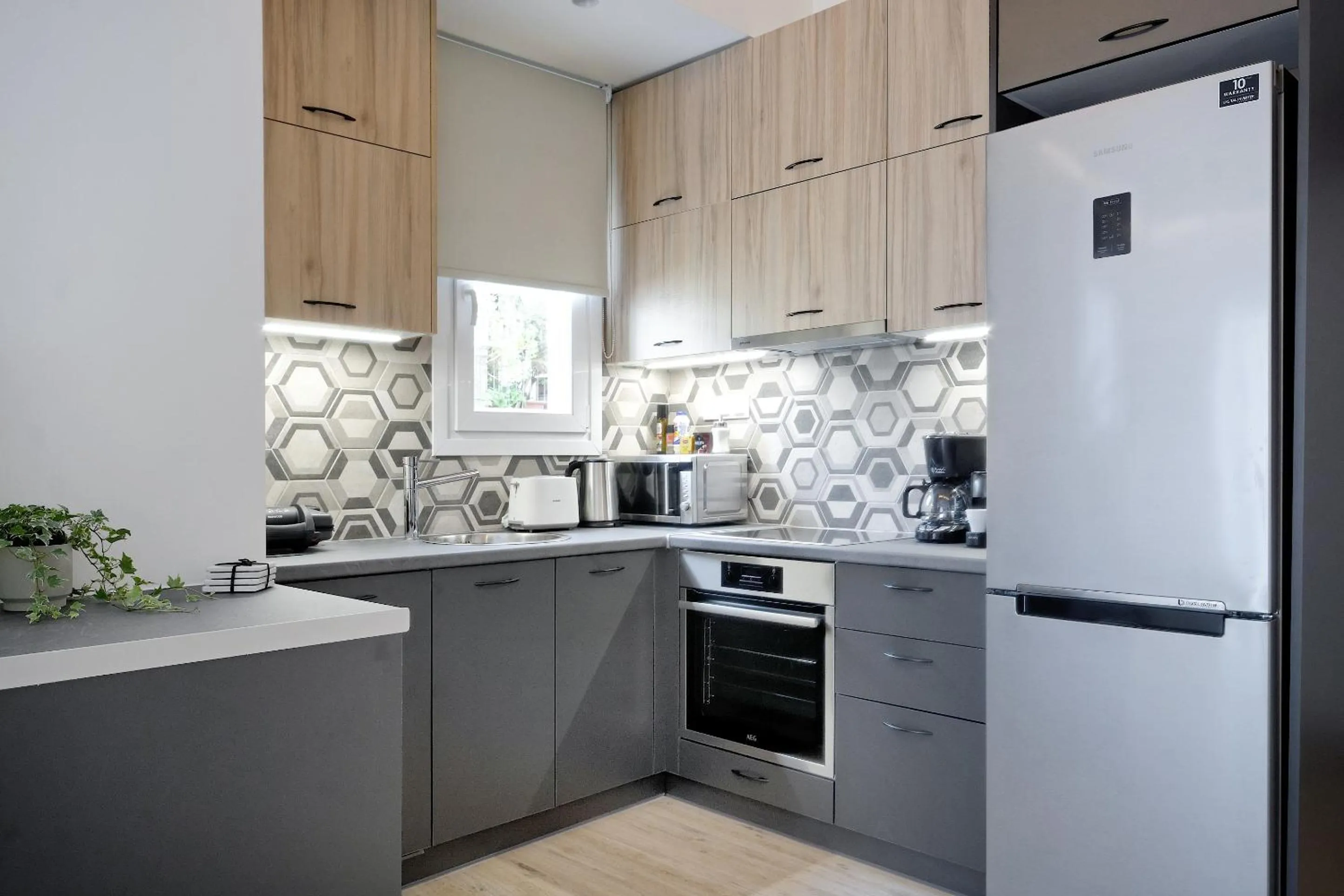 Kitchen or kitchenette in Odyssey Residence