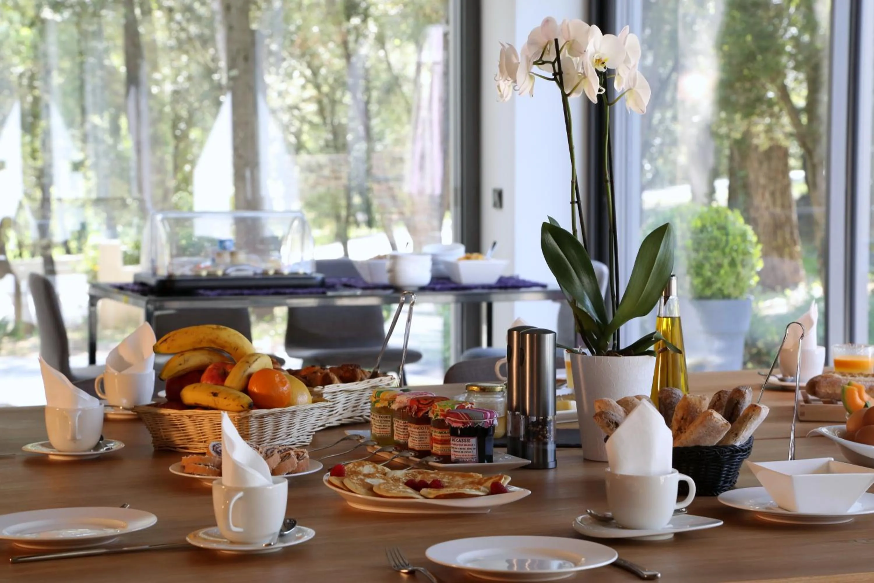 Food and drinks in Domaine Rampale