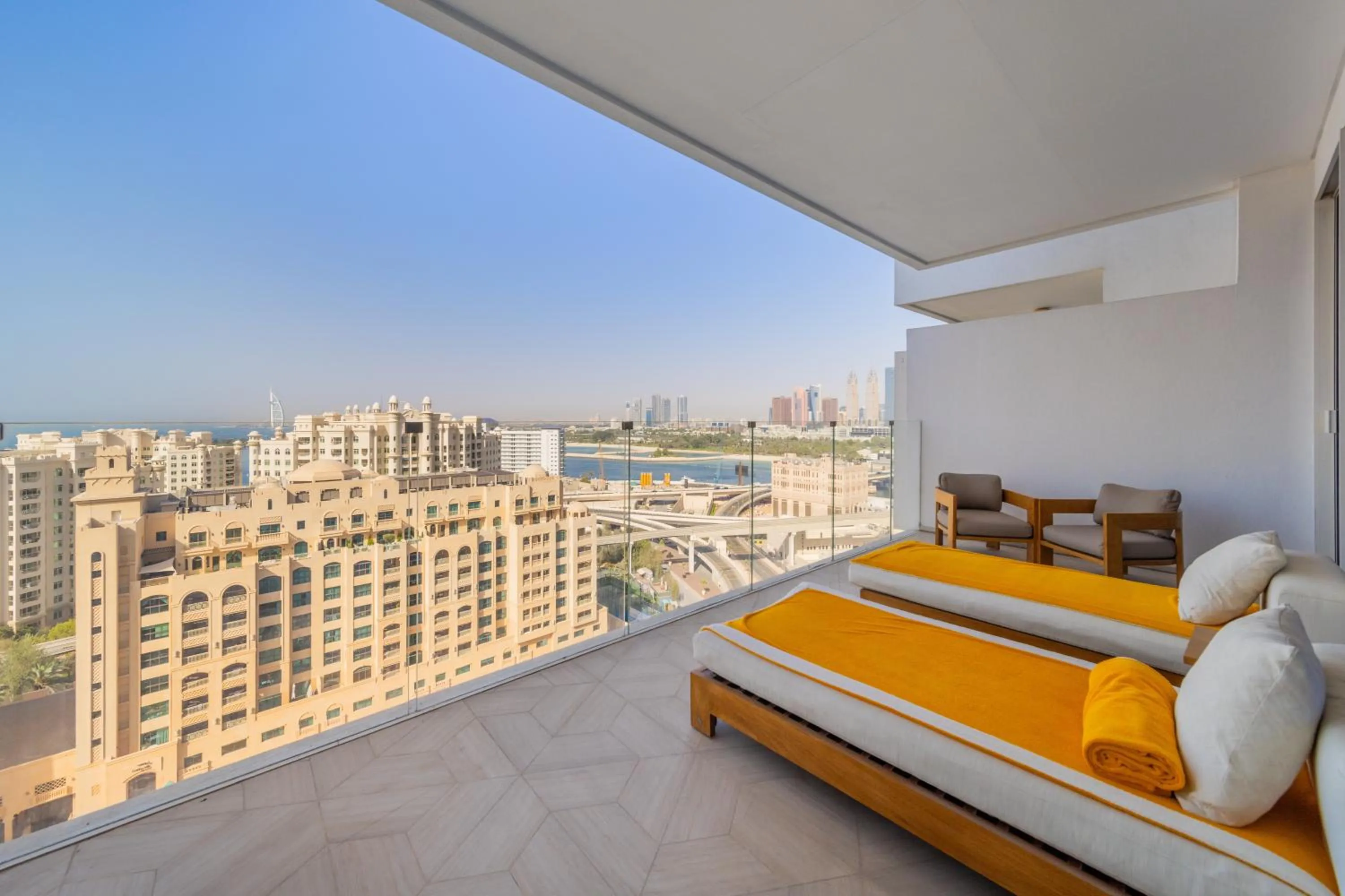 View (from property/room), Bed in EDEN'S Homes & Villas - FIVE Palm Residences