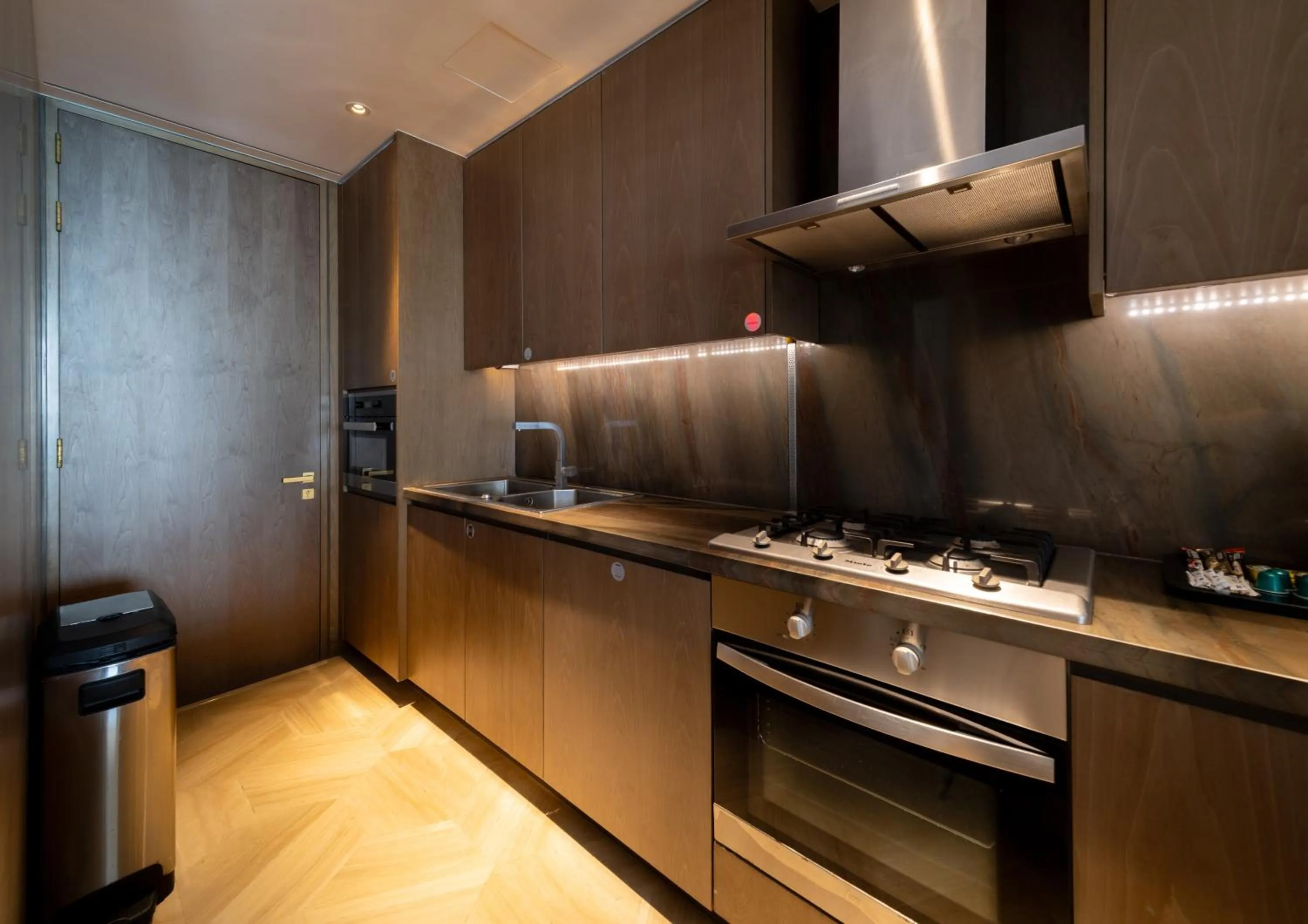 kitchen in EDEN'S Homes & Villas - FIVE Palm Residences