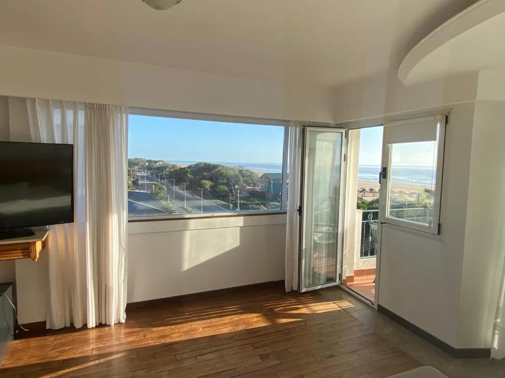 Costanera Mar Hotel & Suites