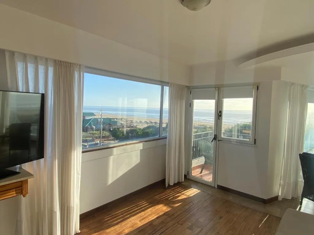 Costanera Mar Hotel & Suites