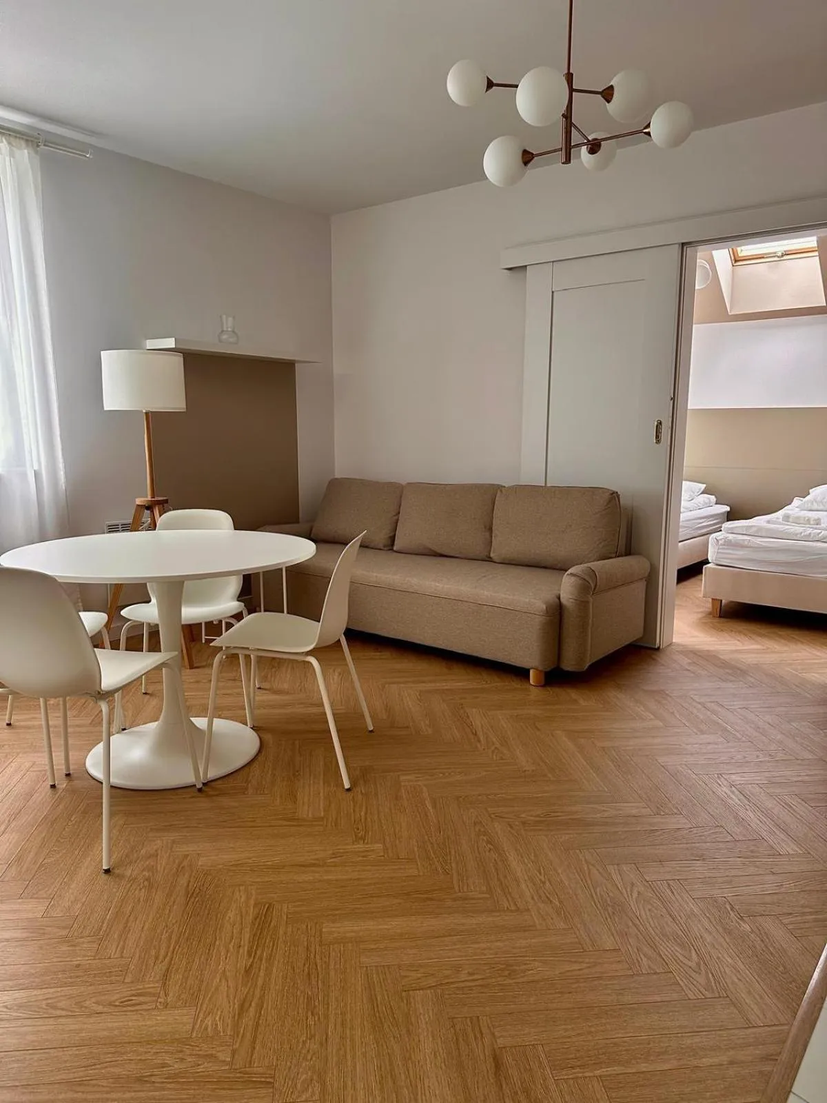 Living room, Bed in Apartamenty przy Winnicy