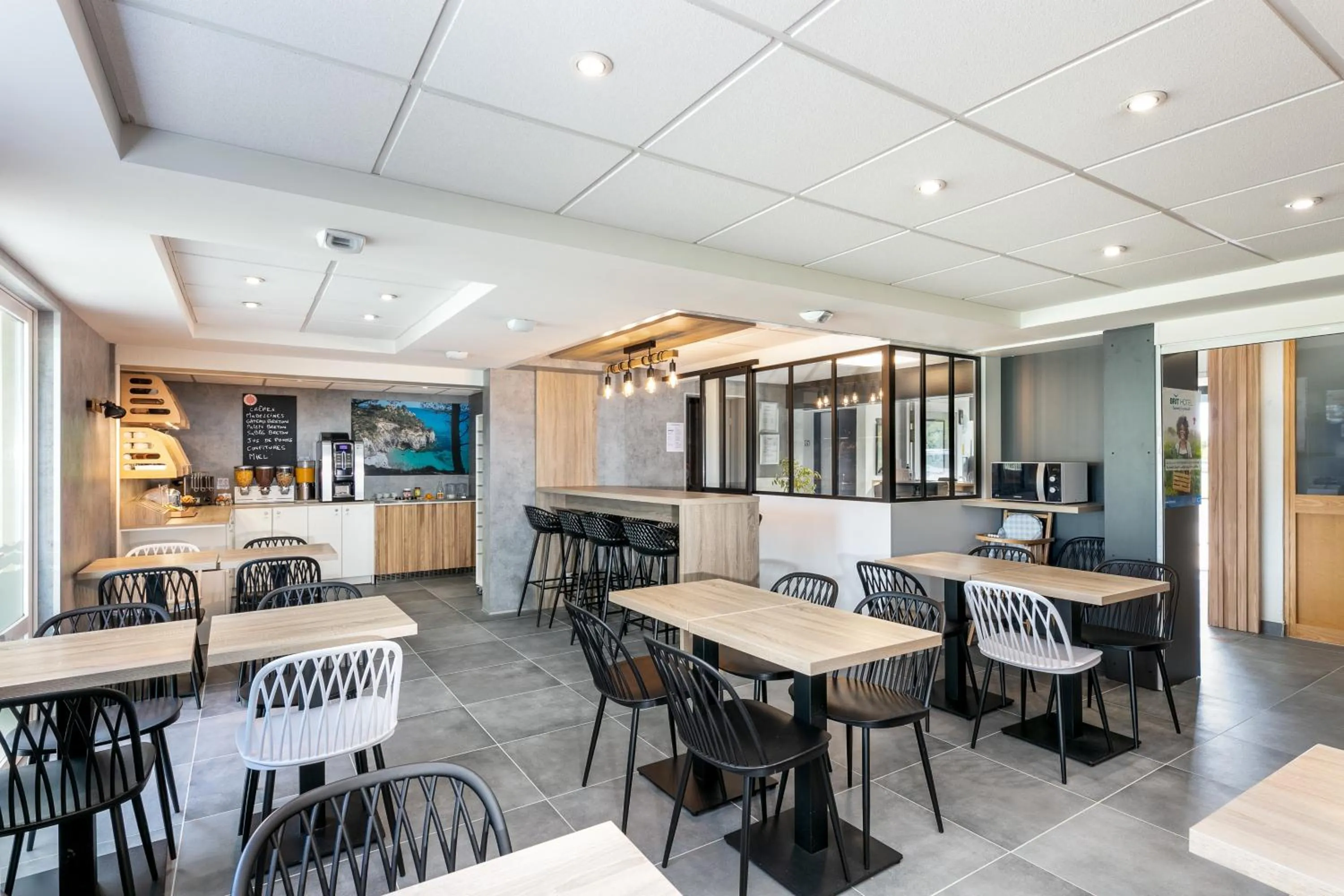 Breakfast in Brit Hotel Iroise Brest