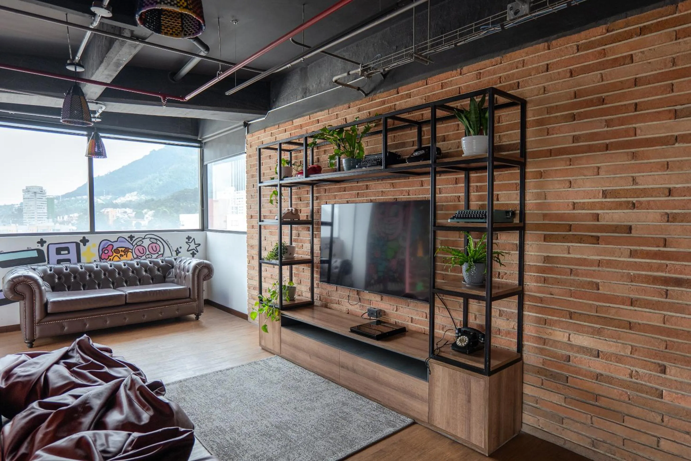 Communal lounge/ TV room in Spotty Bogotá Centro