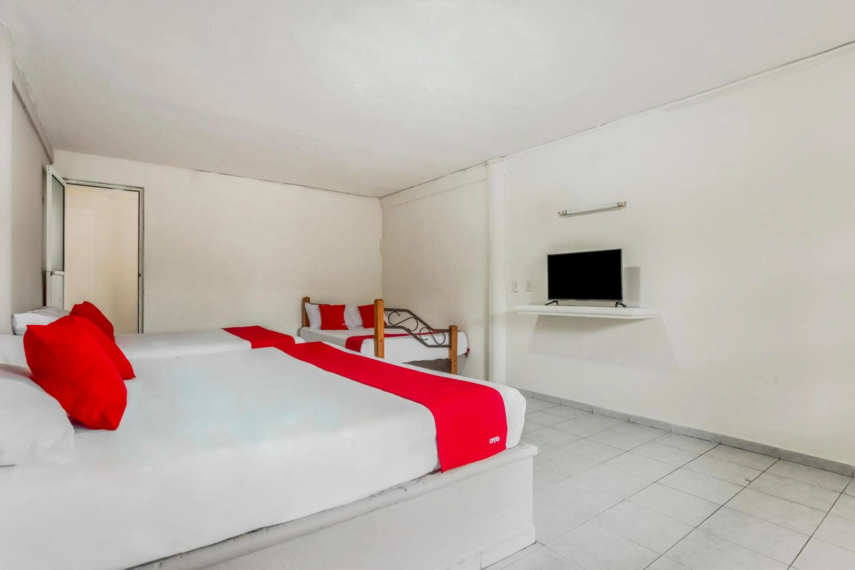 Bedroom in OYO Hotel Jaguar