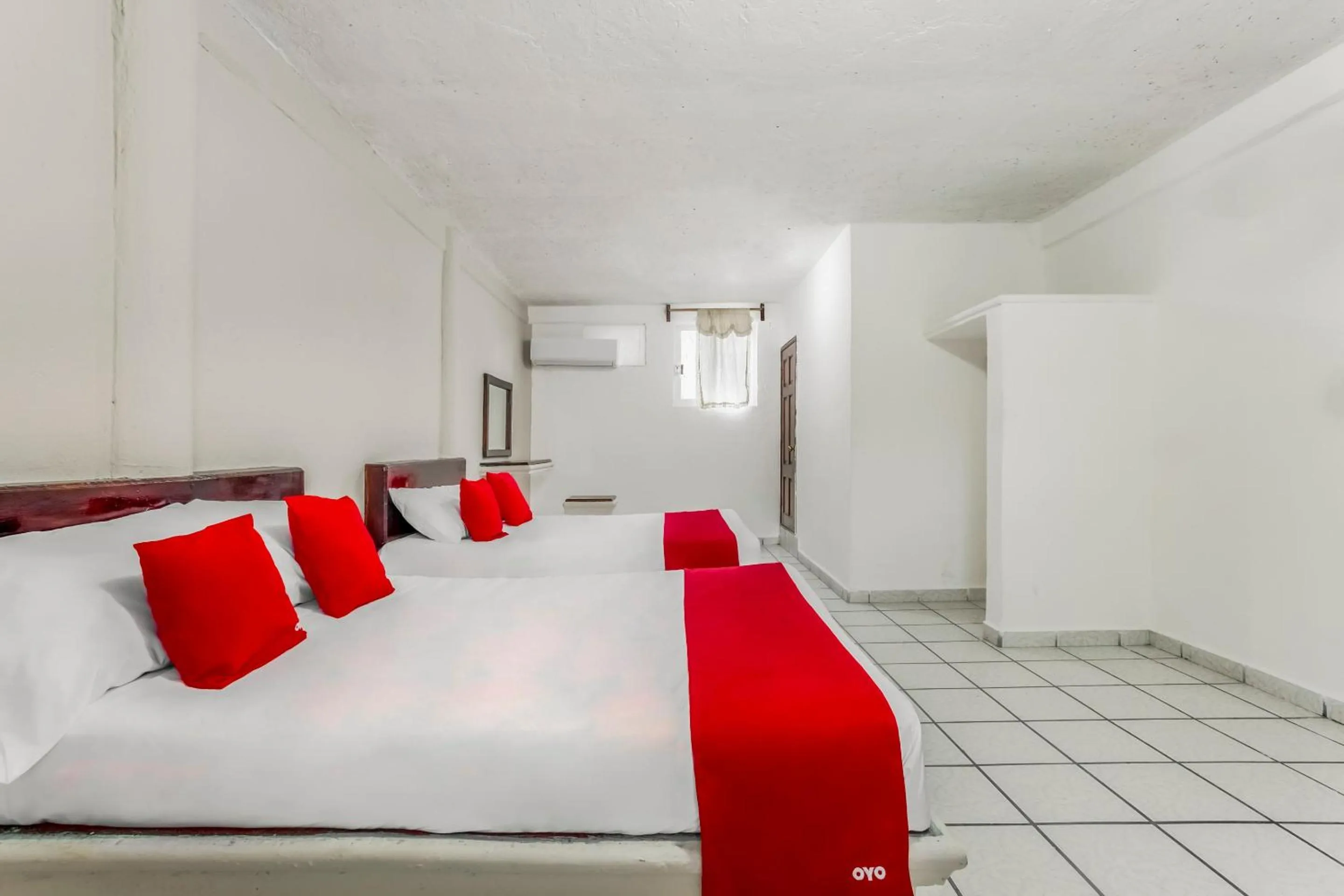 Bedroom in OYO Hotel Jaguar