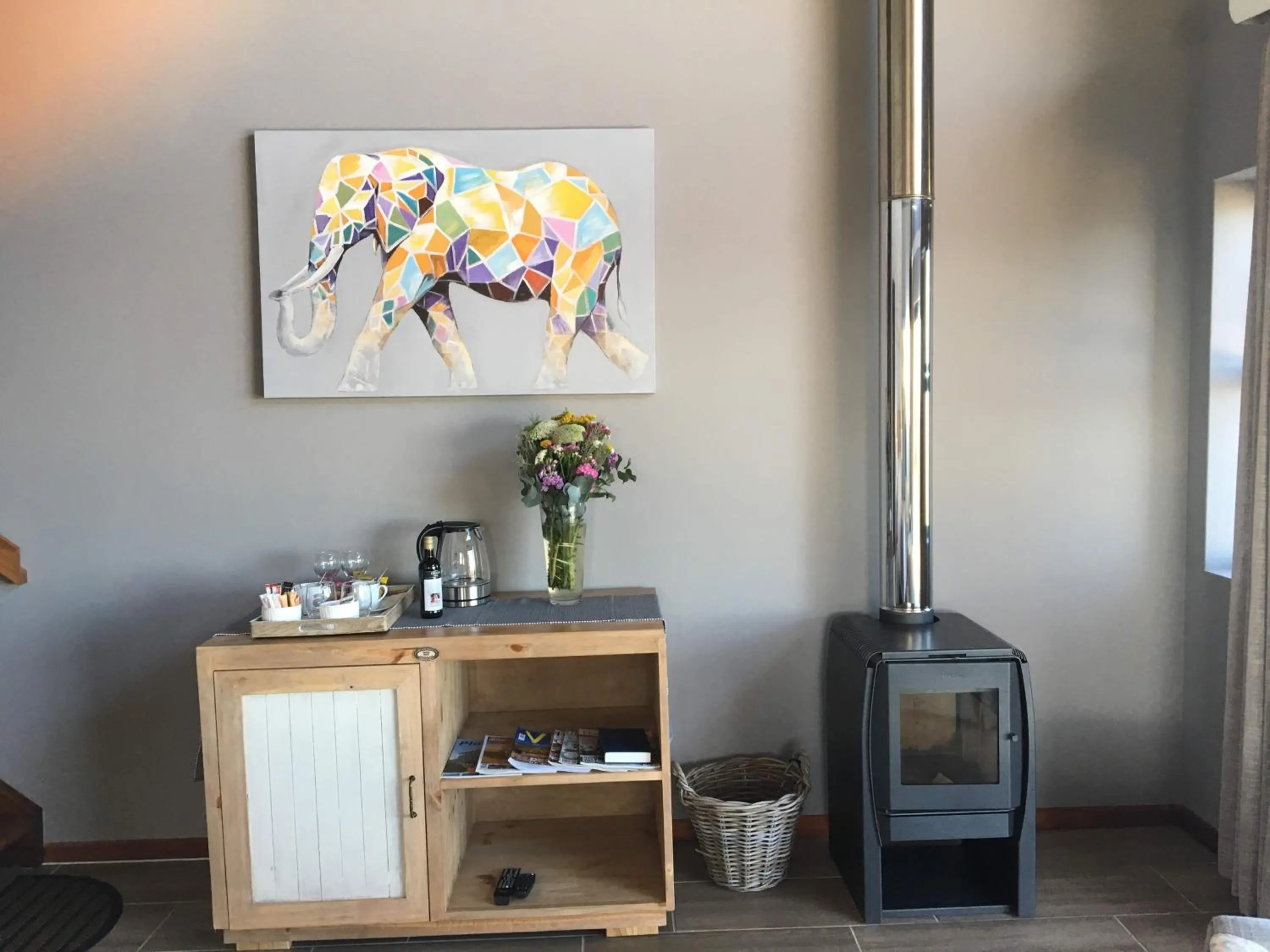 Food and drinks in Jbay Zebra Lodge