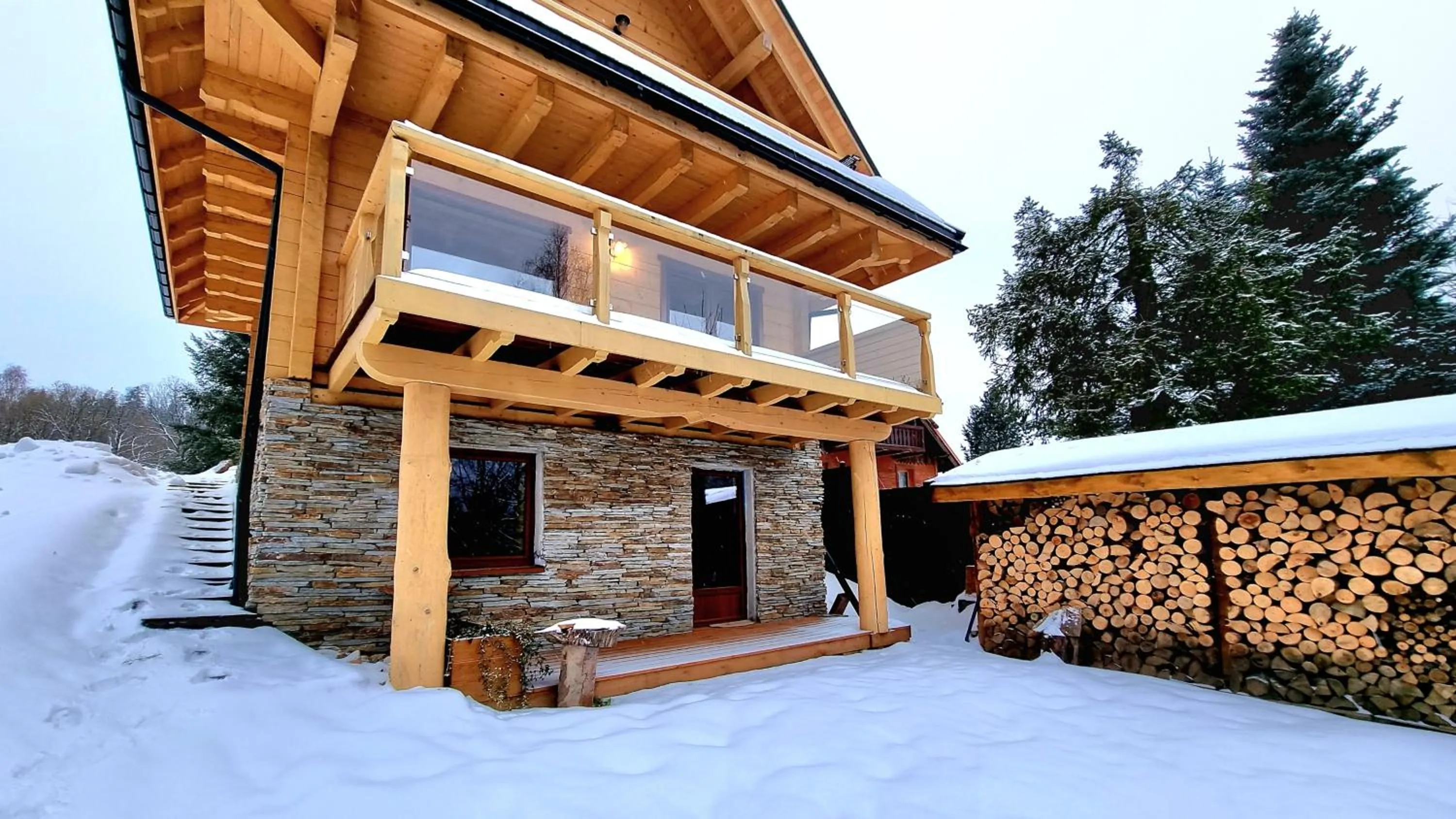 Property building in Rezydencja Barrettski