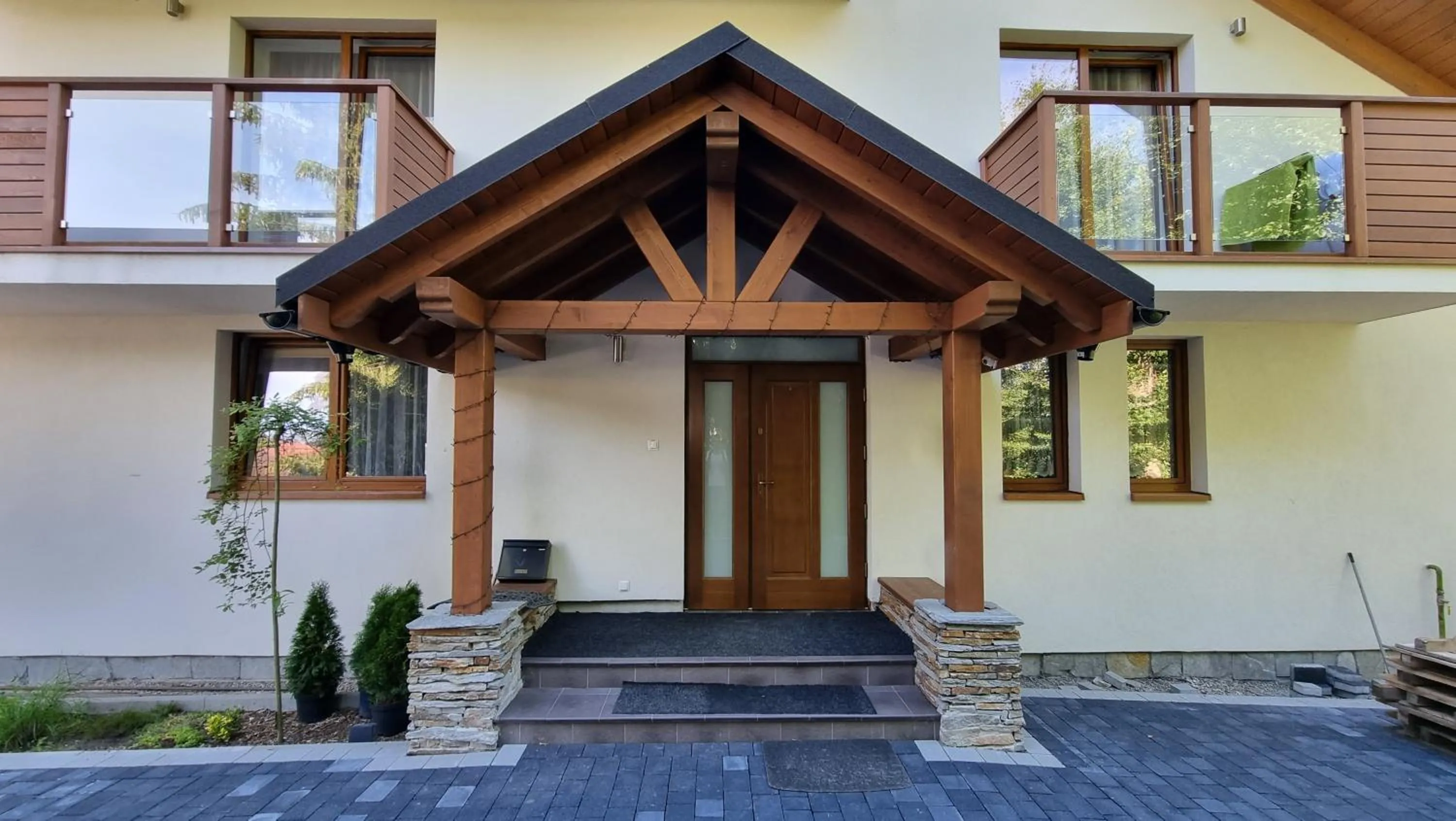 Property building in Rezydencja Barrettski