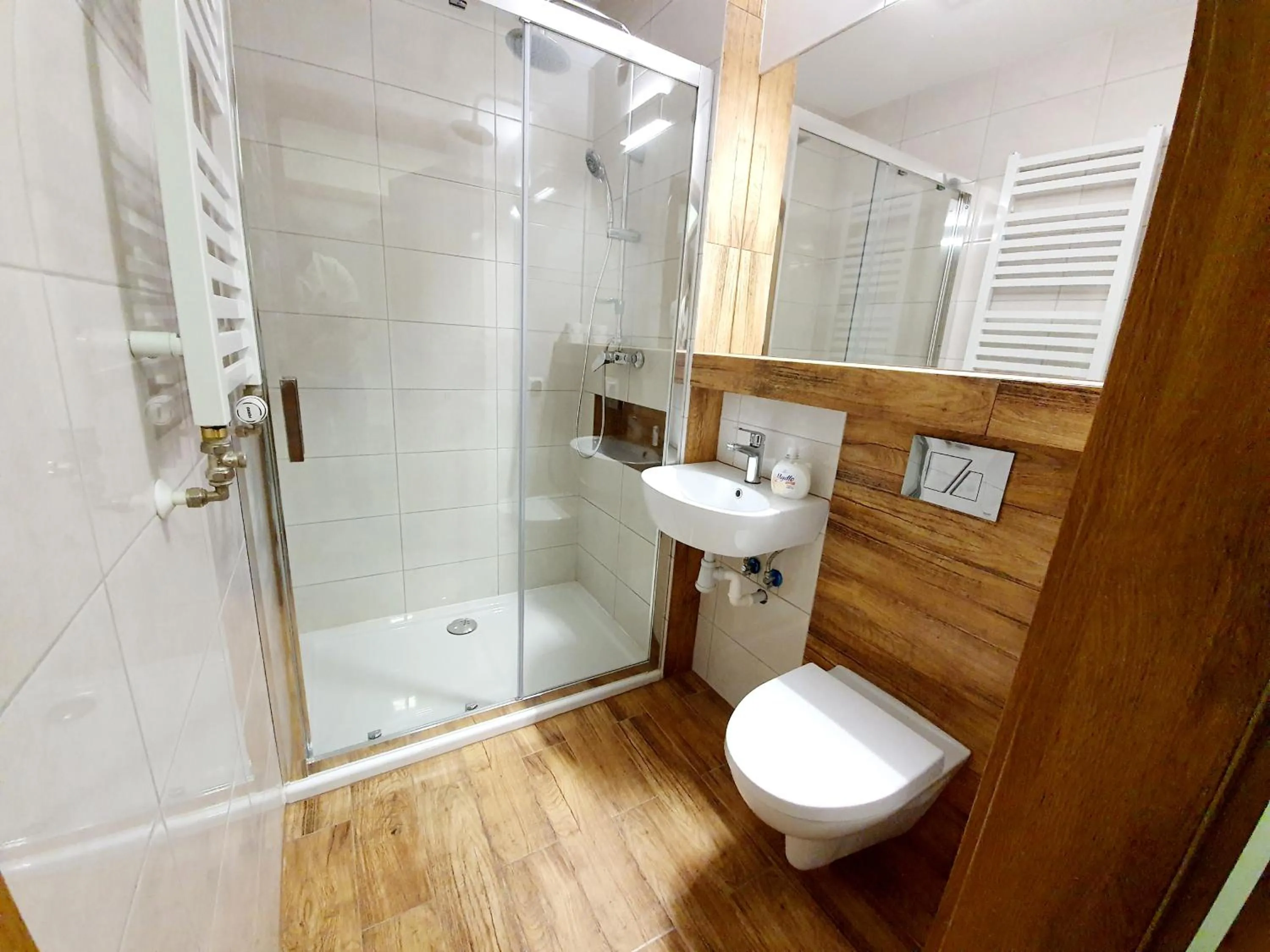 Bathroom in Rezydencja Barrettski