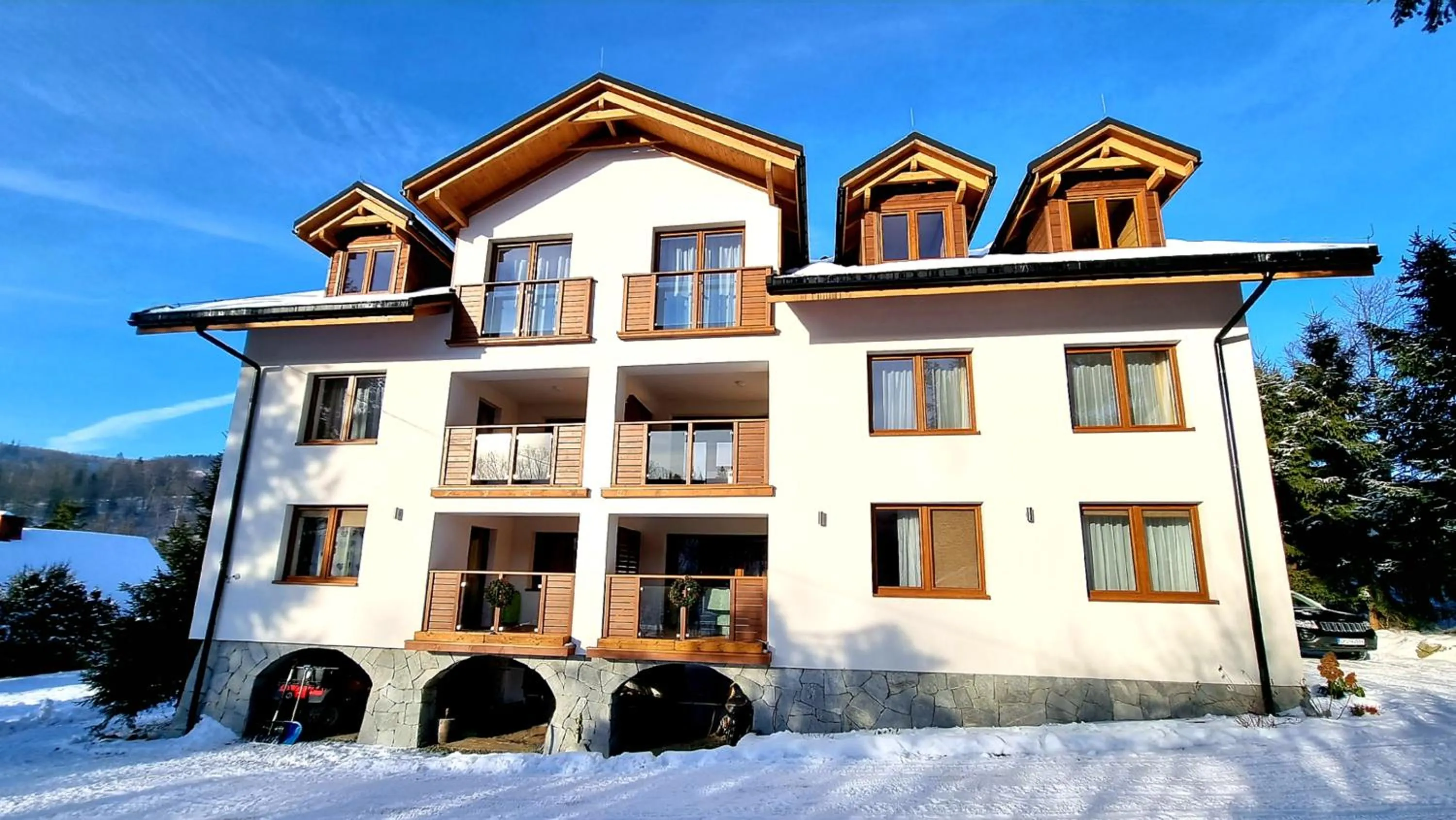 Property building in Rezydencja Barrettski