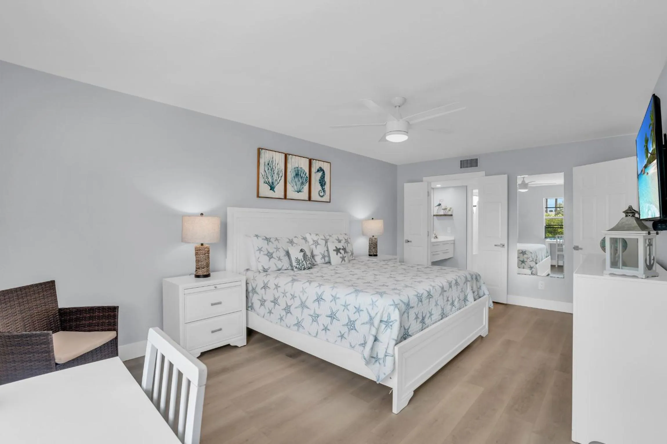 Bedroom, Bed in Park Shore Resort by Mike Z Rentals