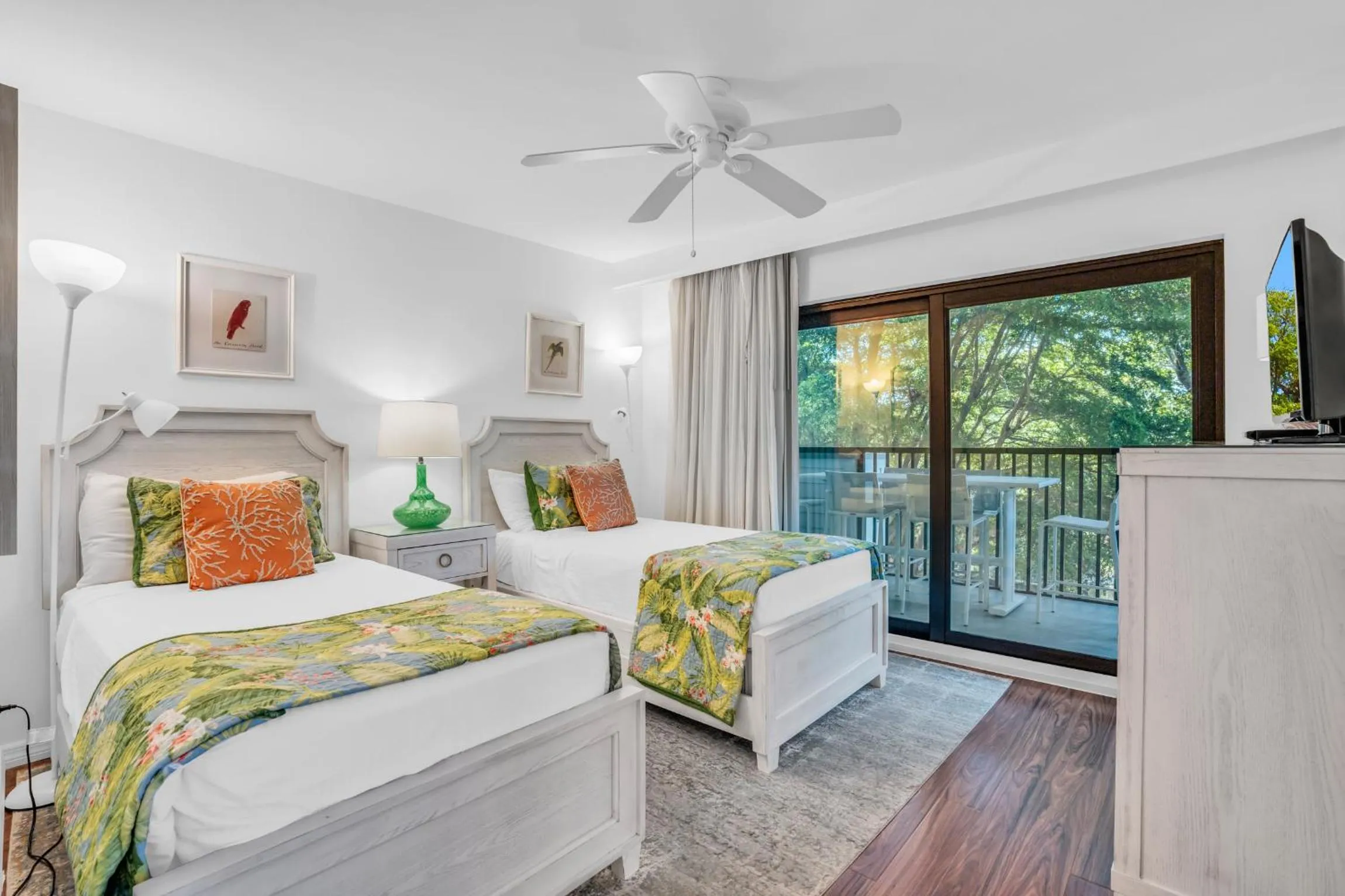 Bedroom, Bed in Park Shore Resort by Mike Z Rentals