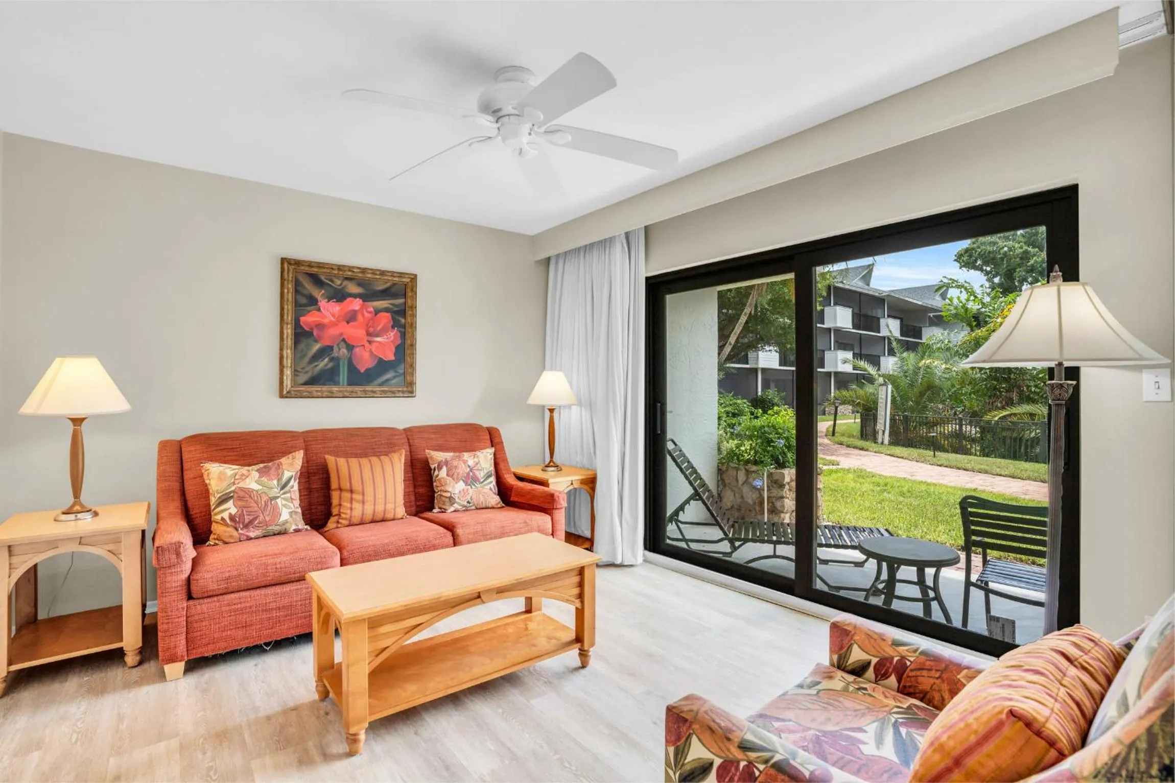 Living room in Park Shore Resort by Mike Z Rentals
