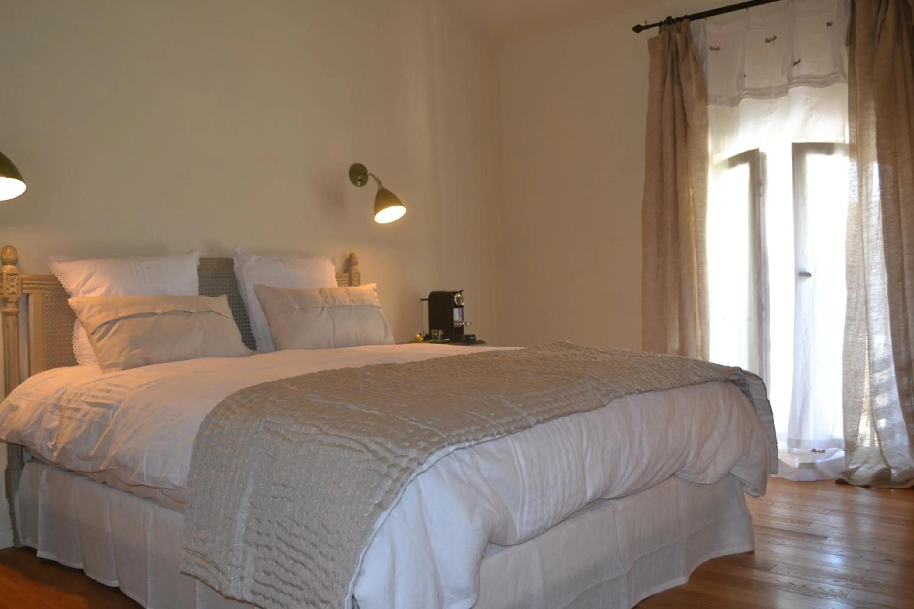 Bed in Mas À l'Improviste