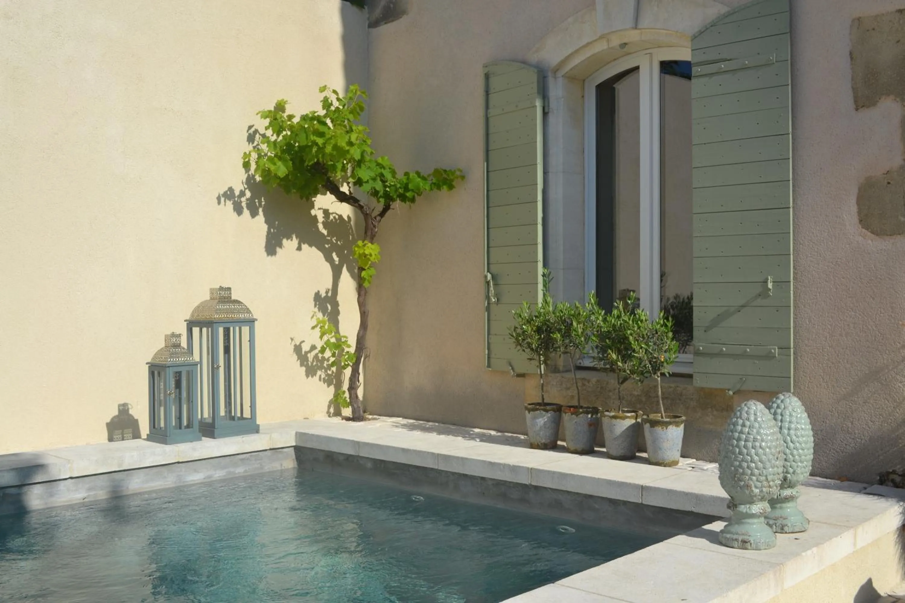 Property building in Mas À l'Improviste